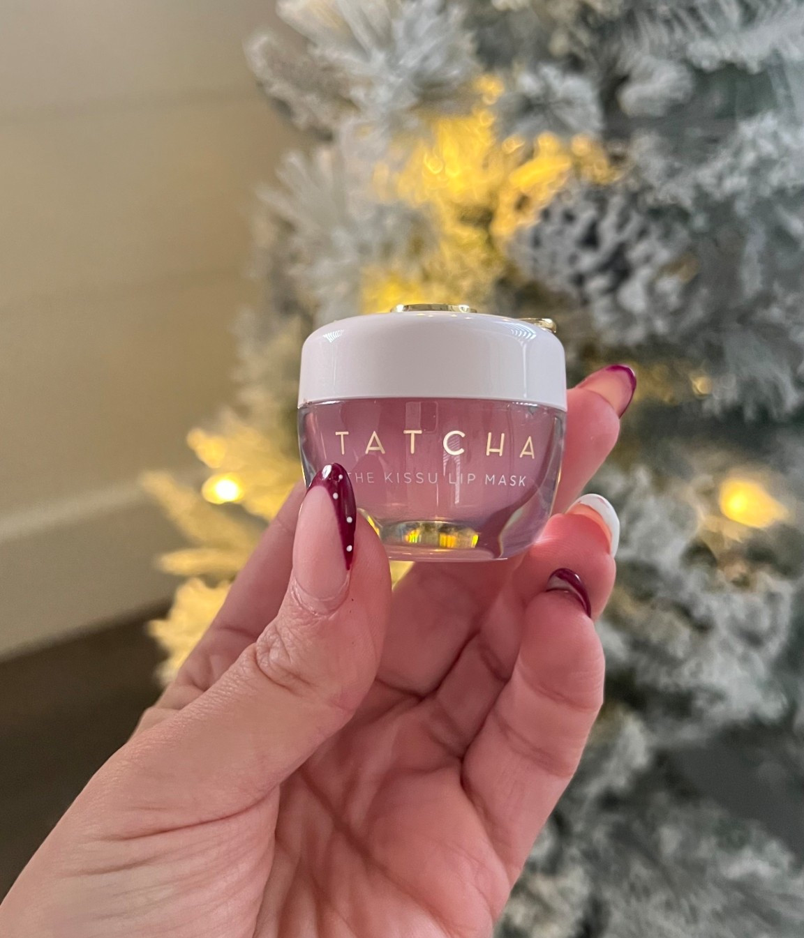 If you have dry lips, this is what you need! 

#LTKBeauty #LTKselfcare