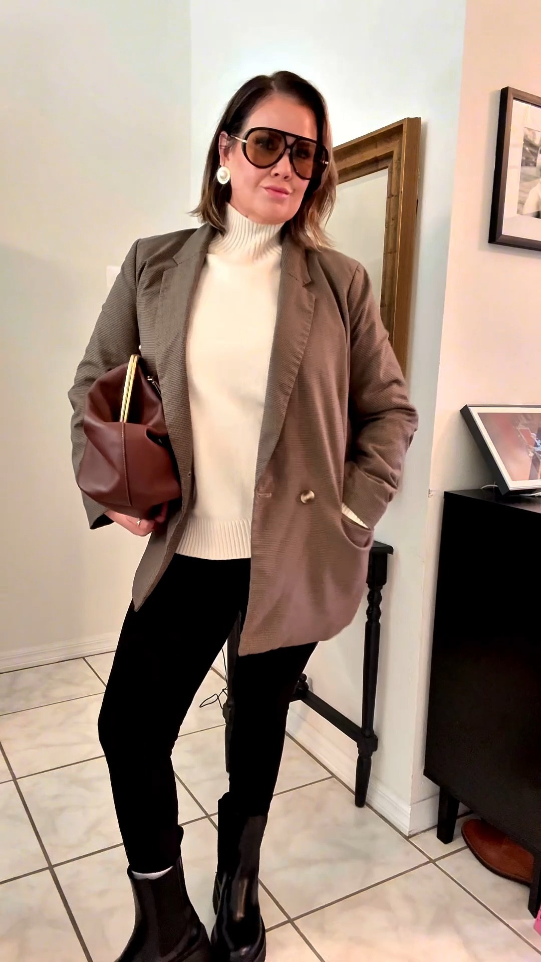 It leggings are your uniform but you want to look more elevated, try this outfit 
Oversized sweater, layer with a blazer, and chelsea boots plus elevated accessories 

#LTKMidsize #LTKootd #LTKgrwm