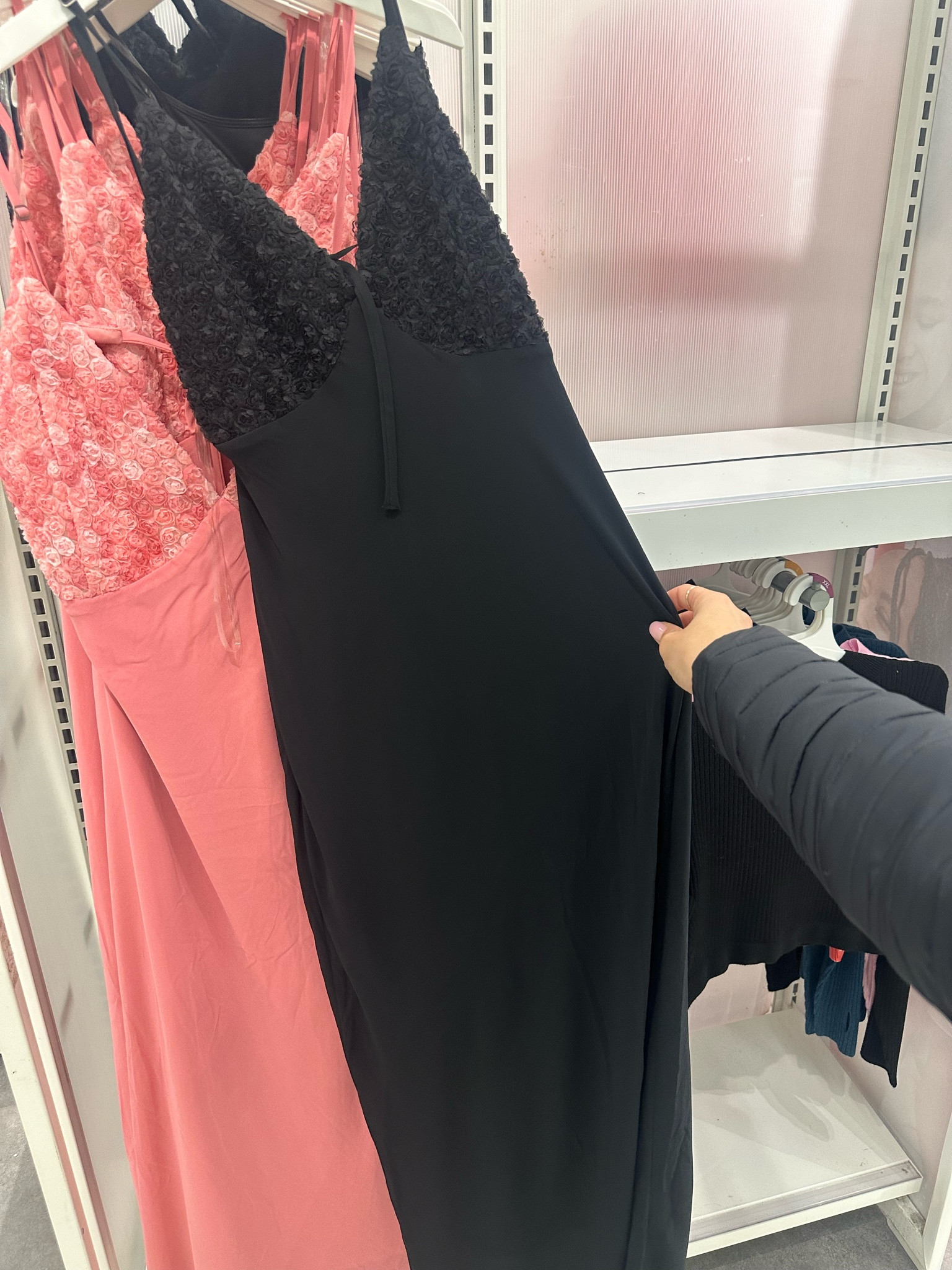 Cute dress for a night out or event!! Comes in pink and black! 😍 looks so flattering and comfortable!!

Dress- womens dress- event dress- even outfit- outfit/ spring fit- date night fit/ moms night out/ women’s dresses 

#LTKfindsunder50 #LTKstyletip #LTKmidsize
