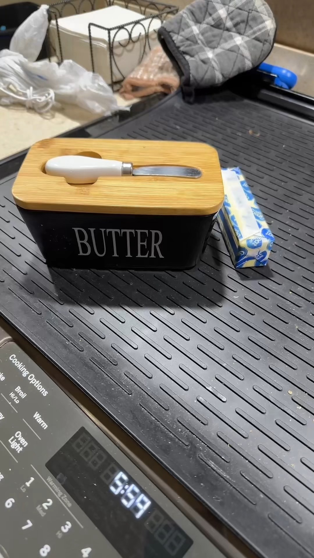 🧈 HOOMIL Ceramic Butter Dish with Lid

“Kitchen essential 🍽 Large ceramic butter keeper with airtight lid + knife—stylish, durable, & countertop-ready.”
#LTKhome #LTKkitchen #LTKfamily #organization #LTKmusthaves 

 #LTKHome #LTKFindsUnder50 #LTKFamily