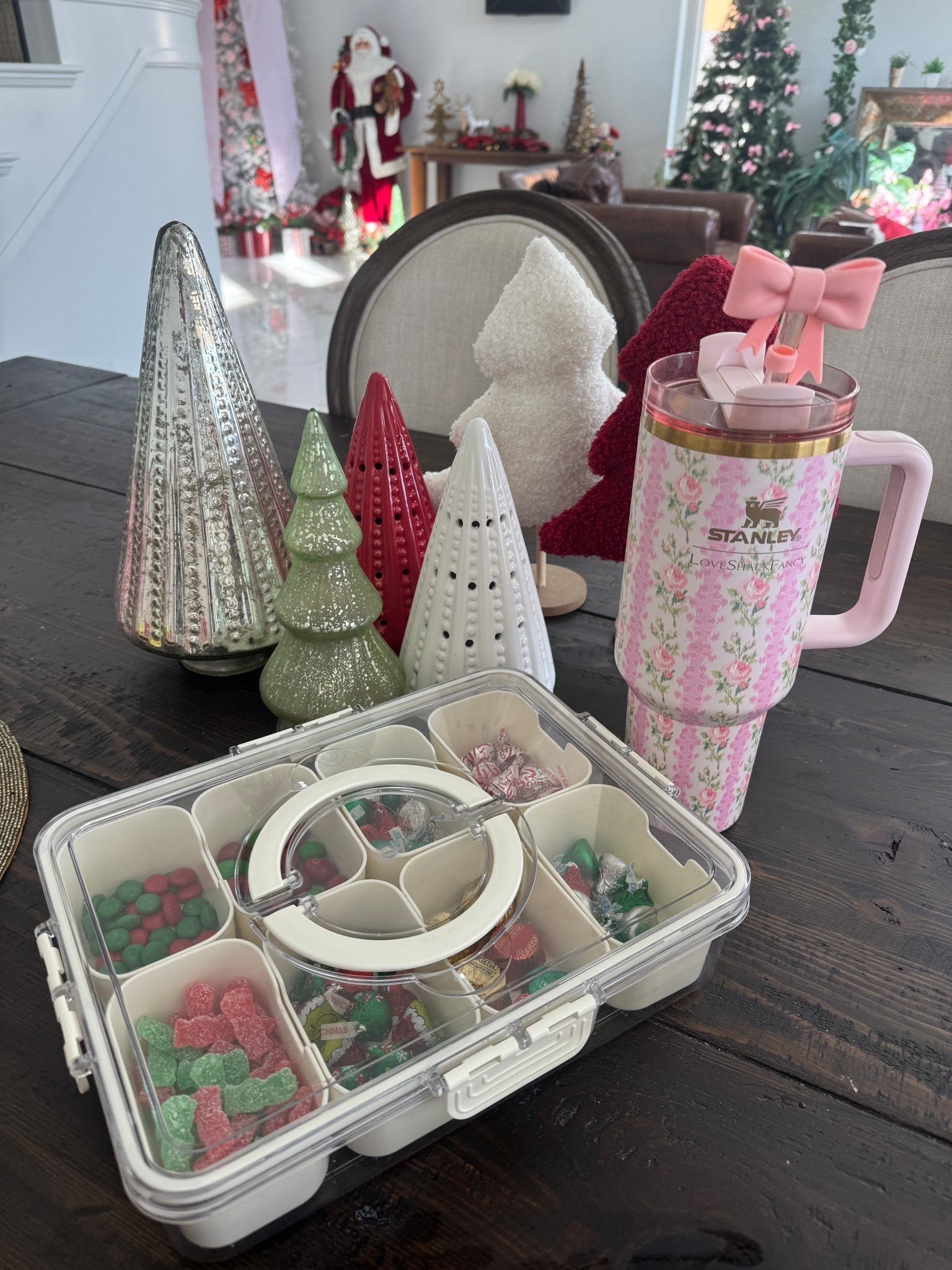 Snacks and water! 💕

#LTKHoliday #LTKdayinmylife #LTKGiftGuide