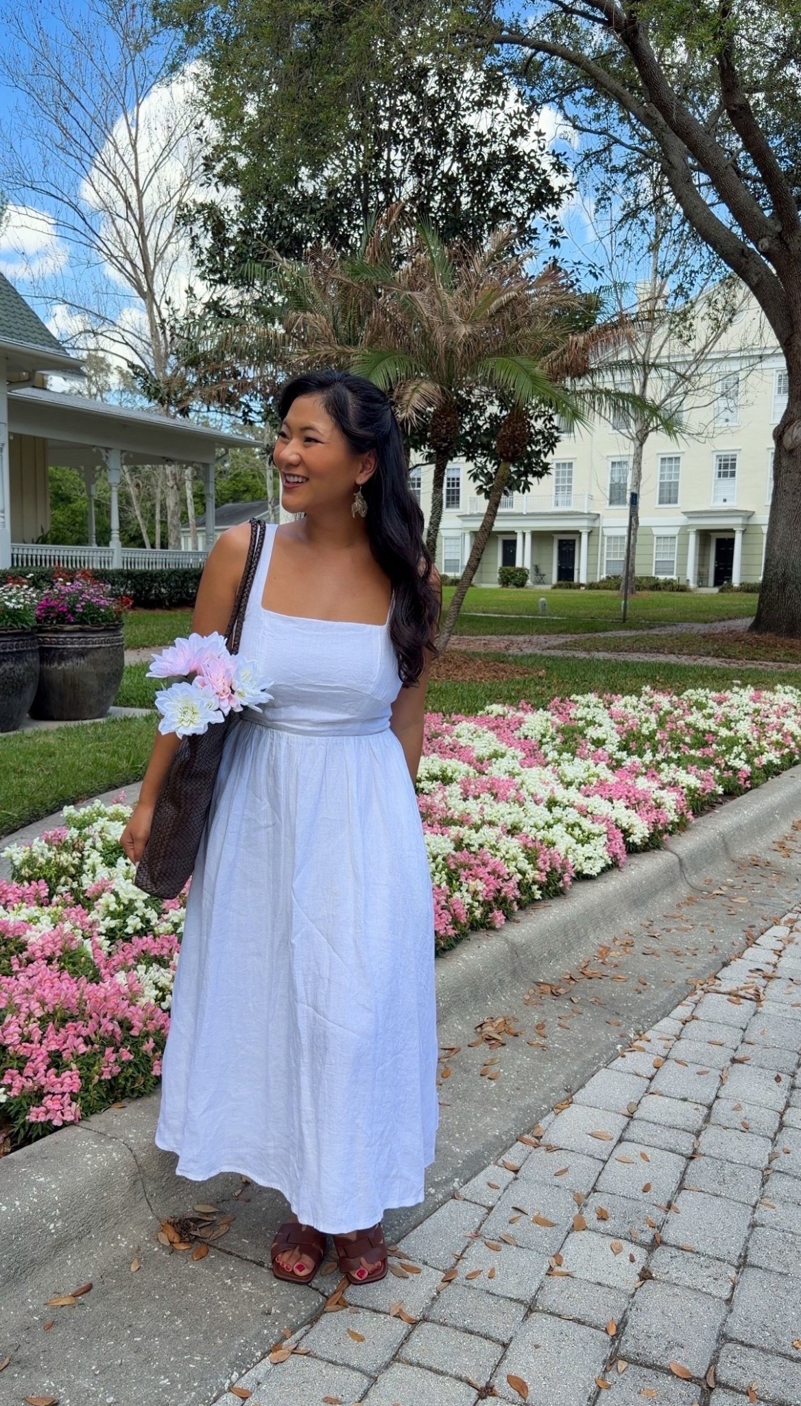 Quince 100% European Linen Fit & Flare Midi Dress wearing size medium. Quince 100% Organic Cotton Cropped Cardigan wearing size medium.  @Quince 

