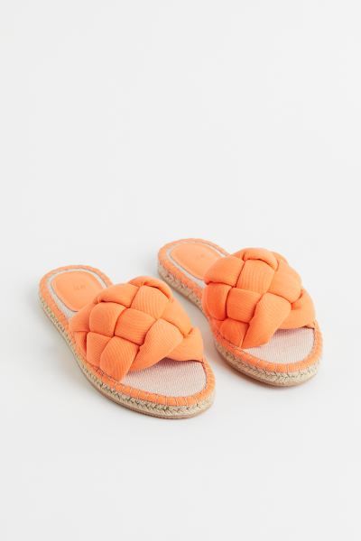 Espadrille-style slides with a wide, braided foot strap in cotton twill. Insoles in jute-blend ca... | H&M (US + CA)
