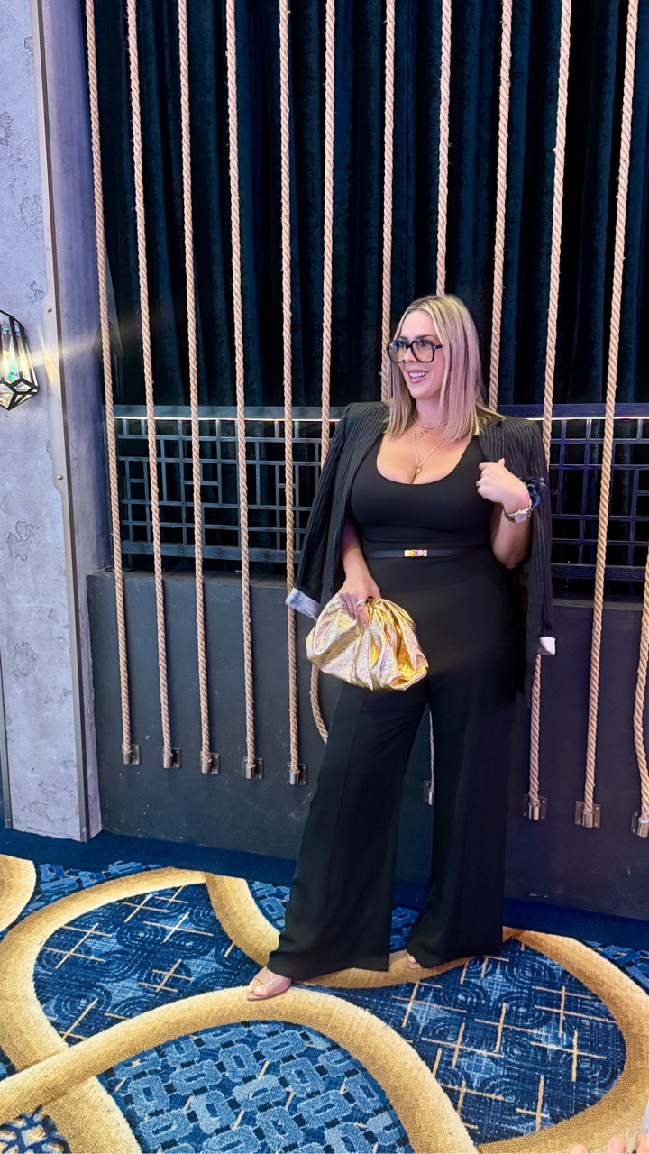 Vegas night outfit✨✨✨

Blazer is Dolce Gabanna but linked similar! 


#LTKootd #LTKU #LTKMidsize