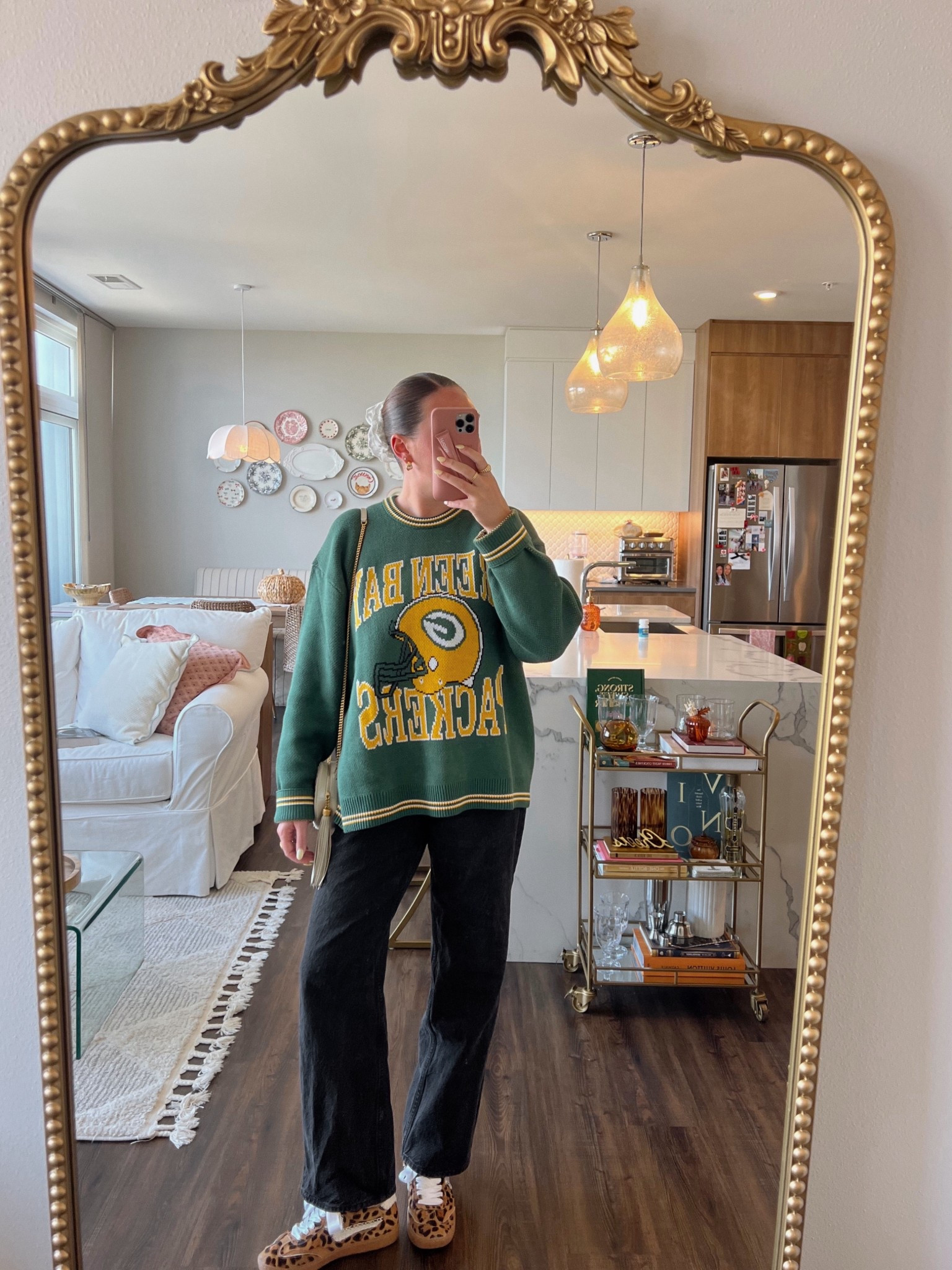 go pack go! 

#LTKSeasonal #LTKStyleTip #LTKShoeCrush