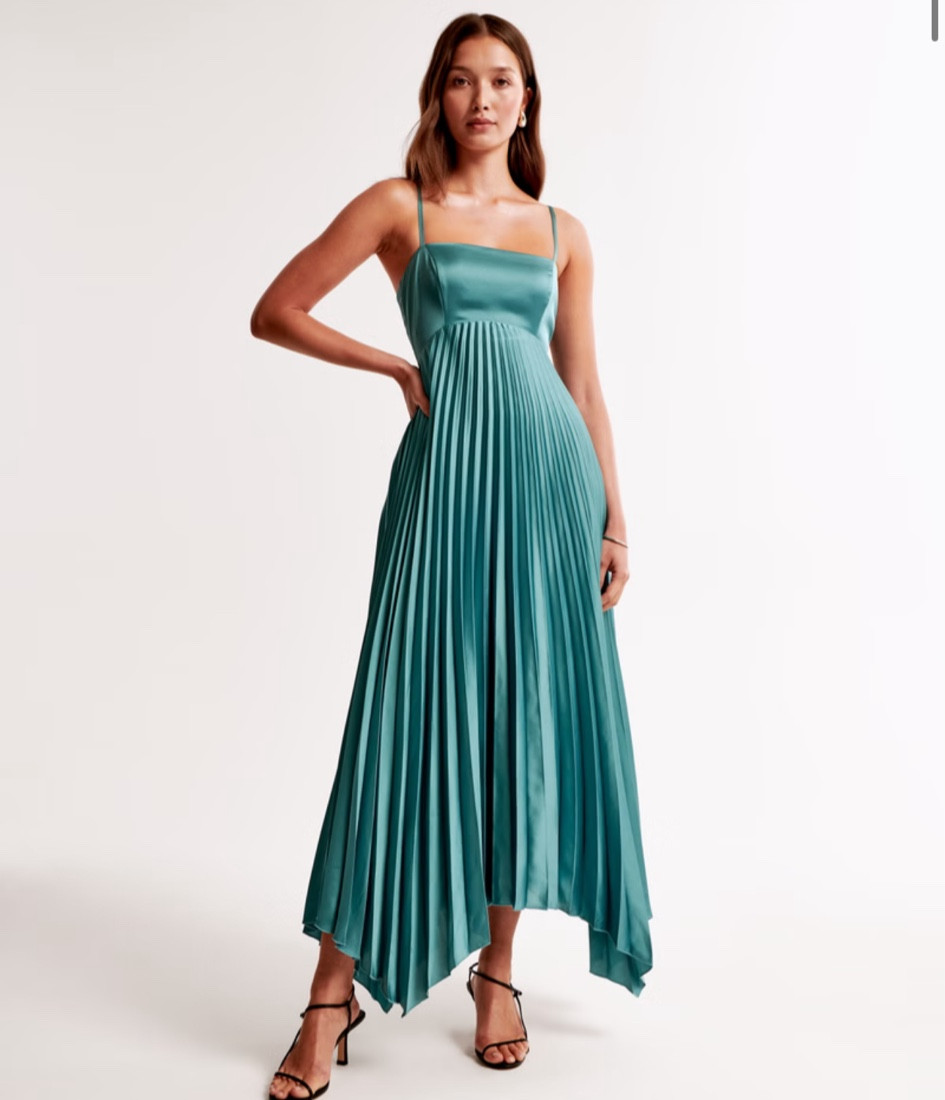 Wedding guest dress 🧸

#LTKSeasonal #LTKSaleAlert #LTKWedding