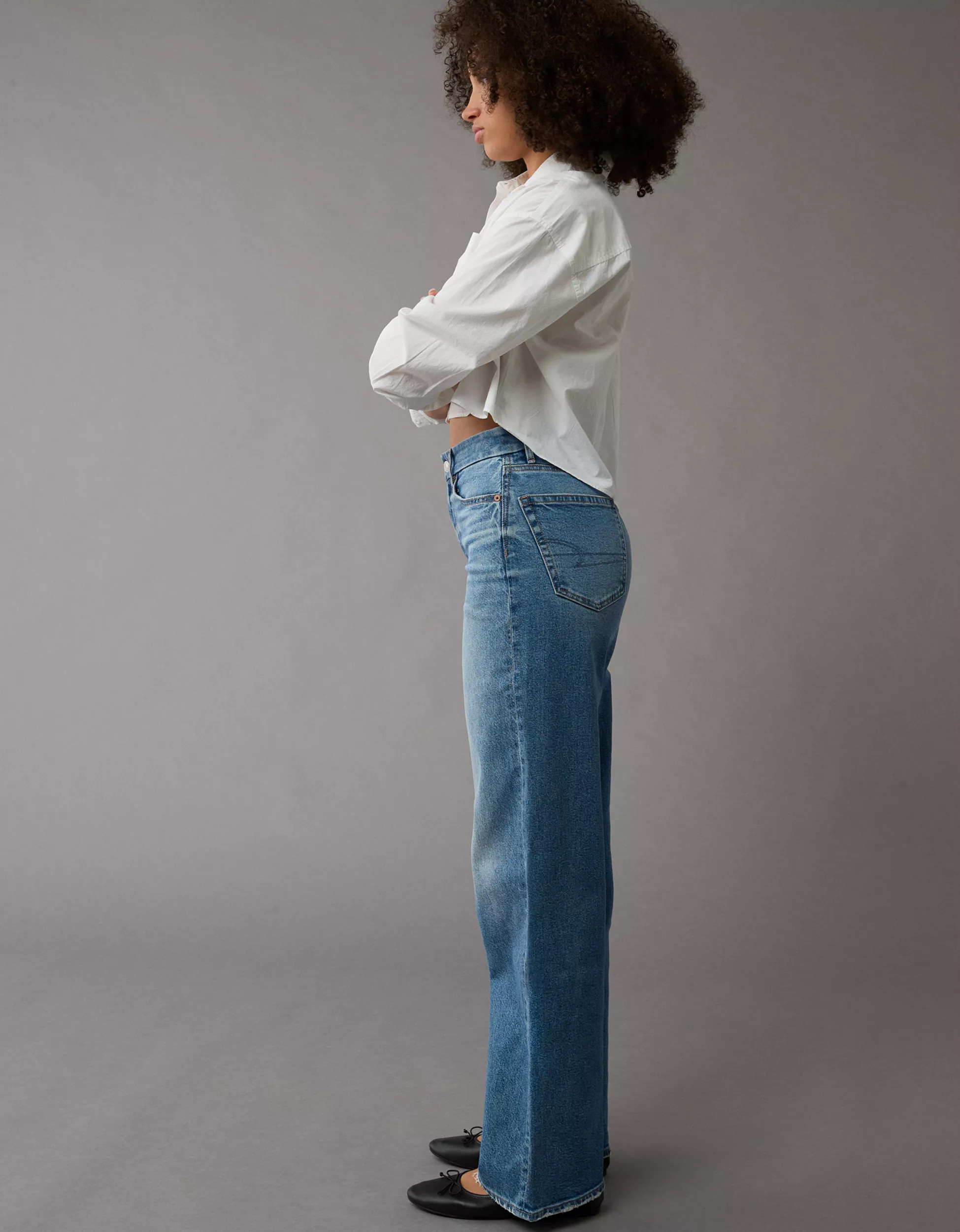 AE Strigid Curvy Super High-Waisted Baggy Straight Jean | American Eagle Outfitters (US & CA)