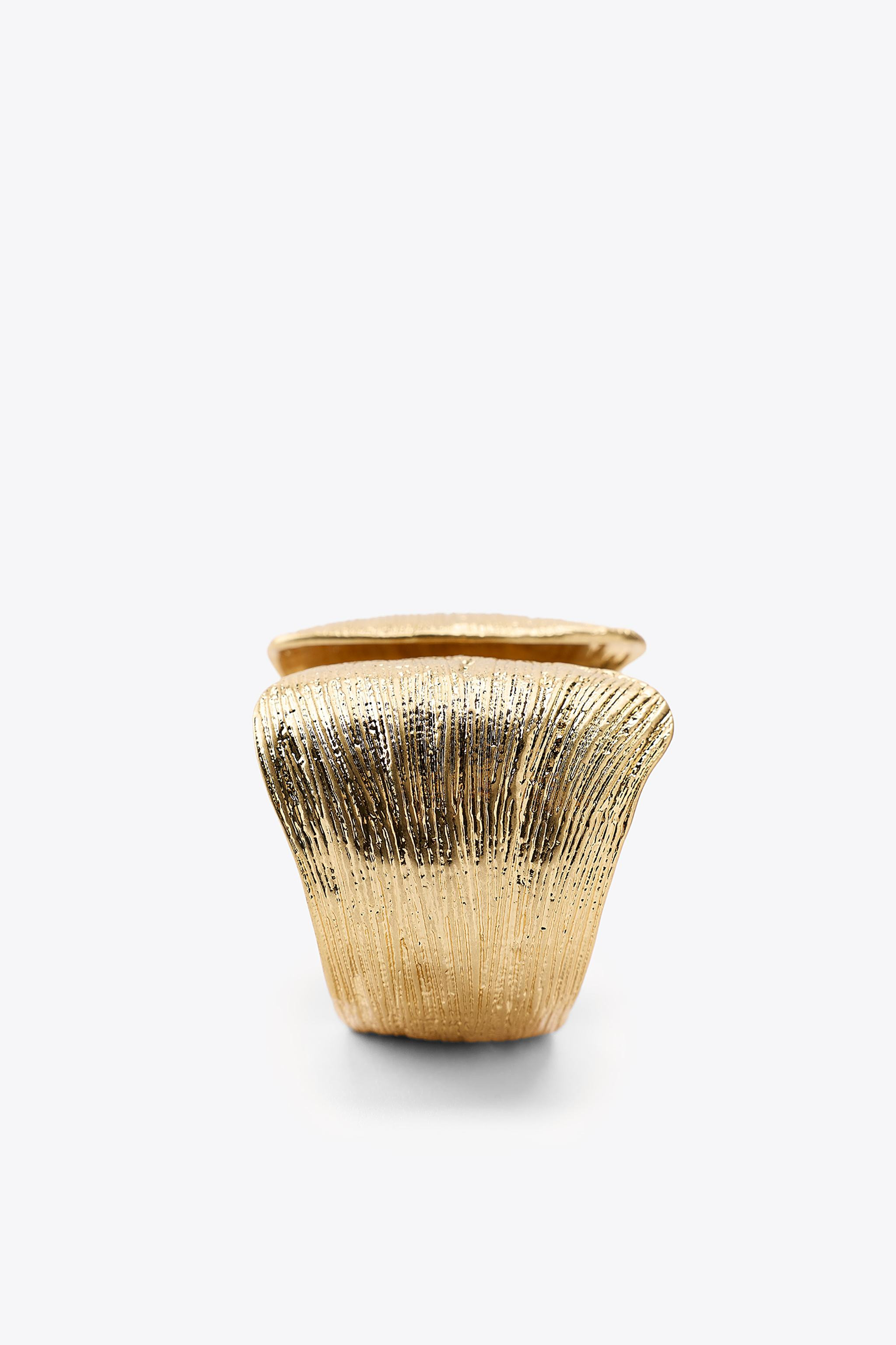 TEXTURED BANGLE BRACELET | Zara AU