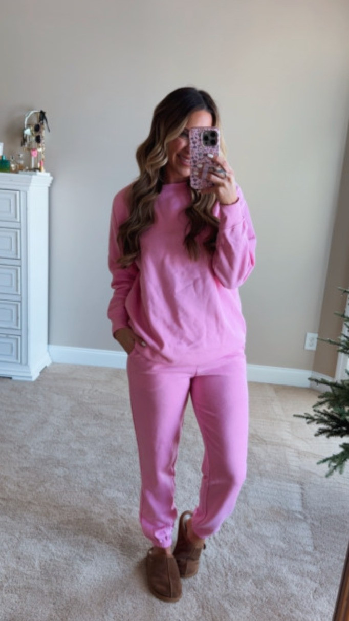 This bubble gum pink set feels and fits exactly like the designer brand for a fraction of the cost! You're going to want to snag this one, the color is perfect for spring (and for a cute casual Valentines outfit!). I am 5’6 140lbs swearing size medium in both  

 #LTKValentine #LTKootd #LTKActive
