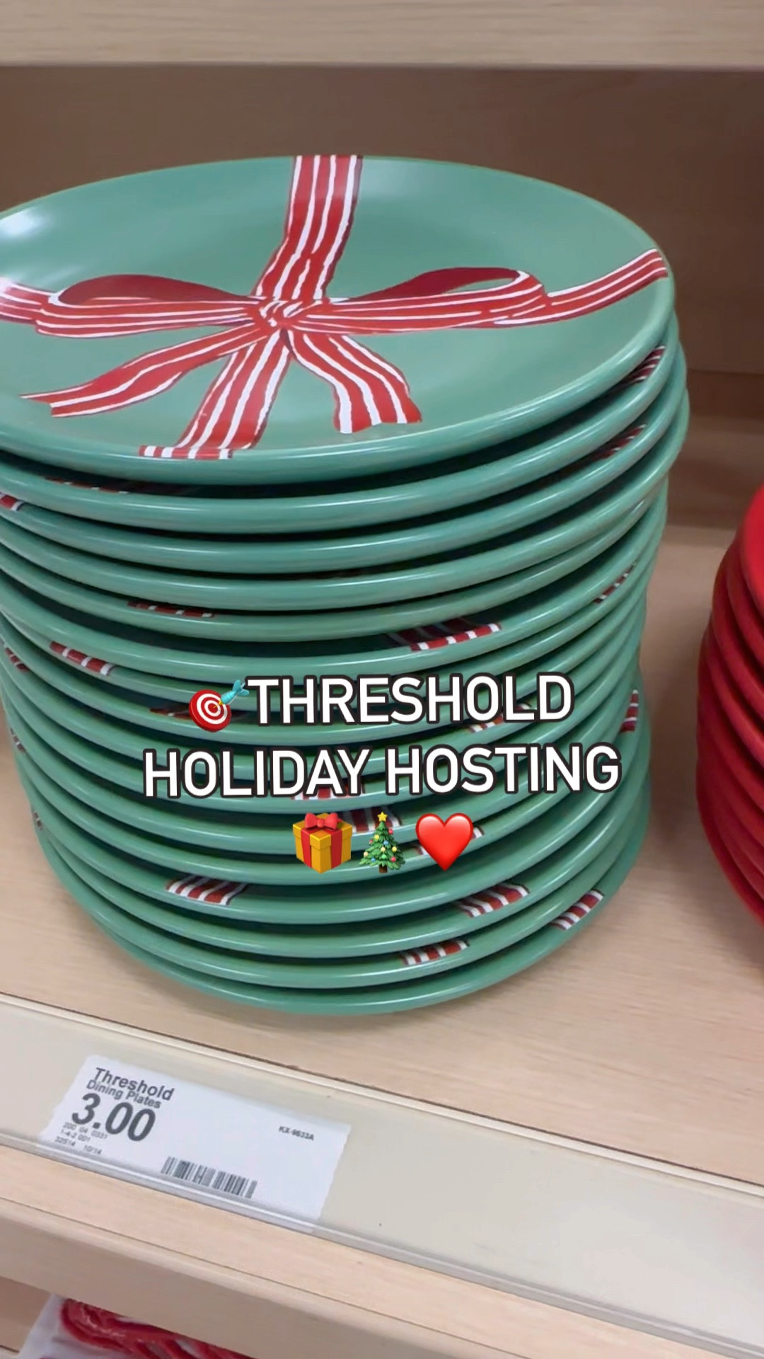 Holiday Hosting🌲
If you’re hosting for the Holidays this year these $3 plates and glasses are the cutest and easiest way to add a little festive touch to your party.

Start with a white plate and put these dishes on top as a salad plate or use them as appetizers plates, decorative dishes, etc.
 
 The Christmas tumblers are made of glass and have beautiful gold details on the rim!

🎁Hurry before it all sells out! 