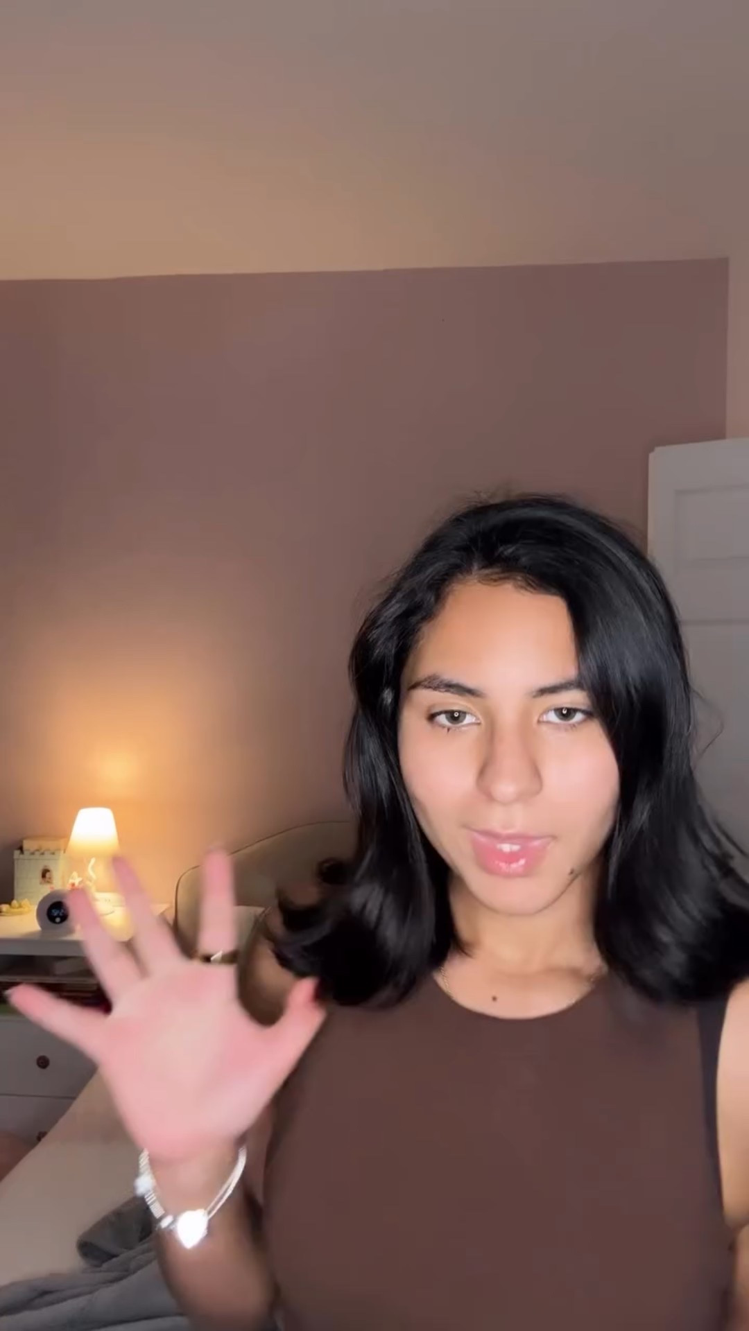 Intento de GRWM… cancelado porque los invitados llegaron antes que mi glam 😌✨