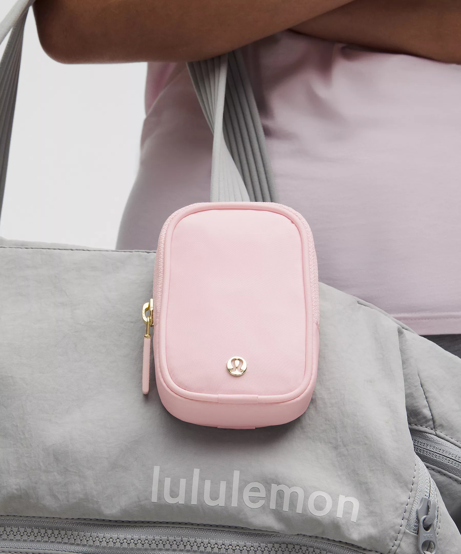 Clippable Nano Pouch | Lululemon (US)