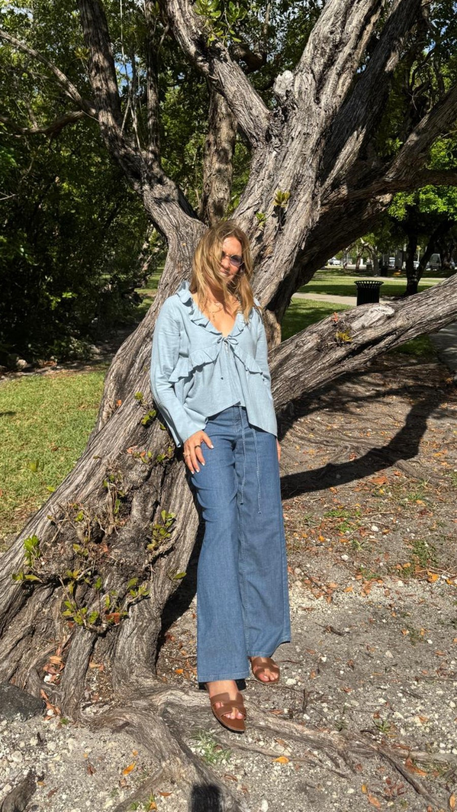 This ruffle top just launched and I can’t get over it! Great as a cover up or day to night top. It’s a winner. 😍

#LTKStyleTip #LTKOver40 #LTKSummerEdit