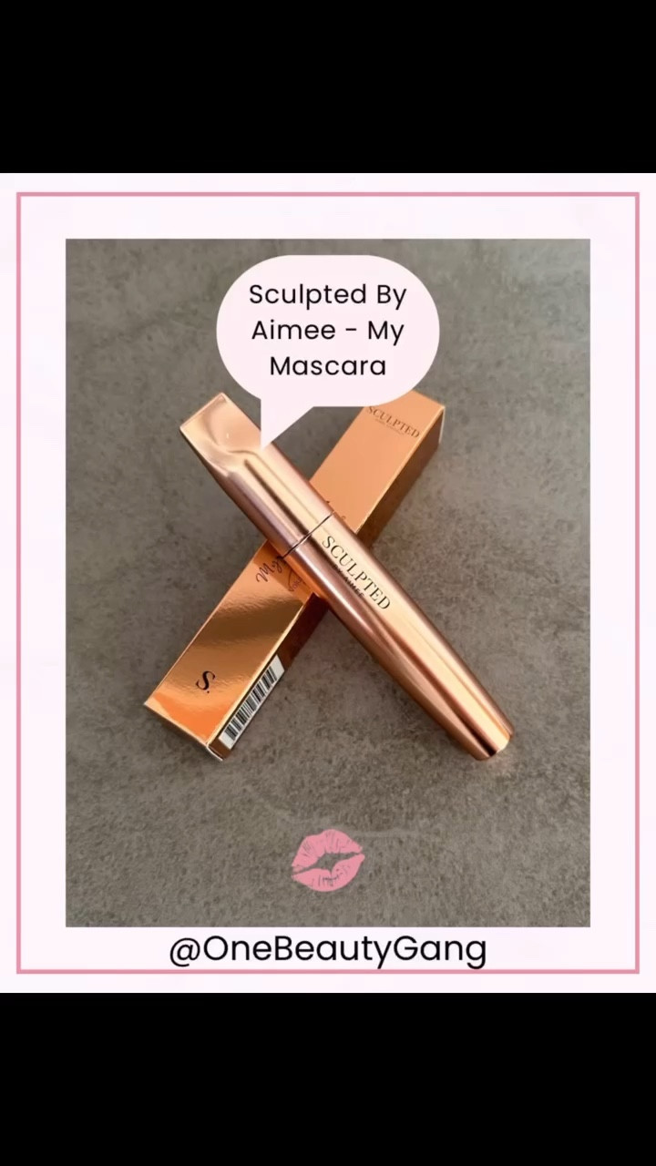 Just tried out this amazing mascara from @sculptedbyaimee that they sent me to test. ☺️ #ad #gifted #sponsored 

Thank you so much to Sculpted By Aimee and @ltk.europe for gifting me My Mascara in Ultra Black. This super black pigmented mascara not only helps to lift, define and curl your lashes, it also moisturises and conditions them with it’s vegan formula. The brush is curved to hug and coat every single lash easily. If you have any questions, please feel free to DM me 💋🩷☺️

#sculptedbyaimee #mymascara #ltkeurope #ltkbeauty #ltkover40 #onebeautygang #longlastingmakeup #eyemakeup #blackmascara #nofilter #naturalmakeup #naturallashes #5minutemakeup #extensionfreelashes #extensionfree #realskintexture #realskin