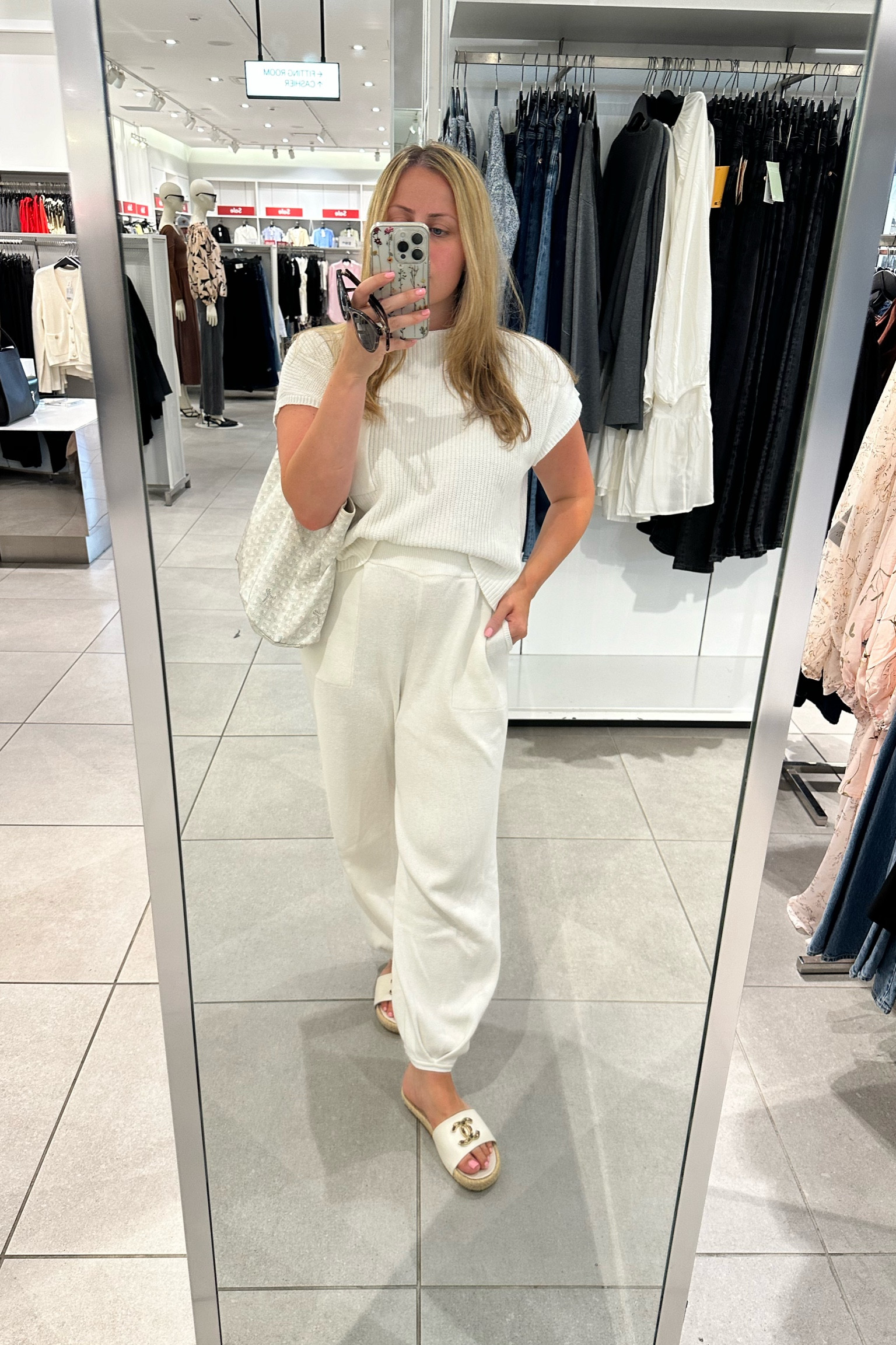 Amazon lounge set from last year 

#LTKSaleAlert #LTKFindsUnder50 #LTKStyleTip