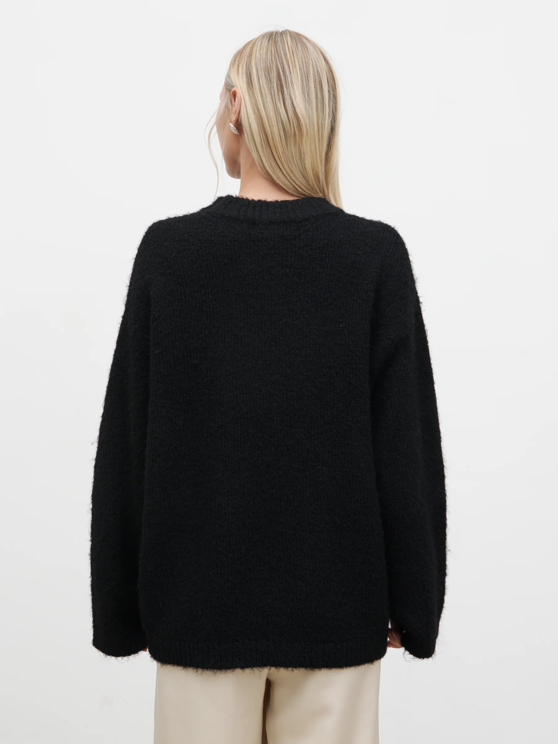 Cece Fluffy Jumper - Black | Pretty Lavish (UK)