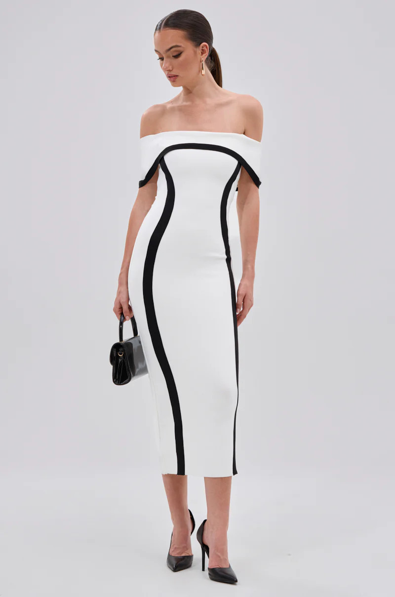 AKIRA Sleek And Chic Bandage Midi Dress | Black | Size Large | AKIRA