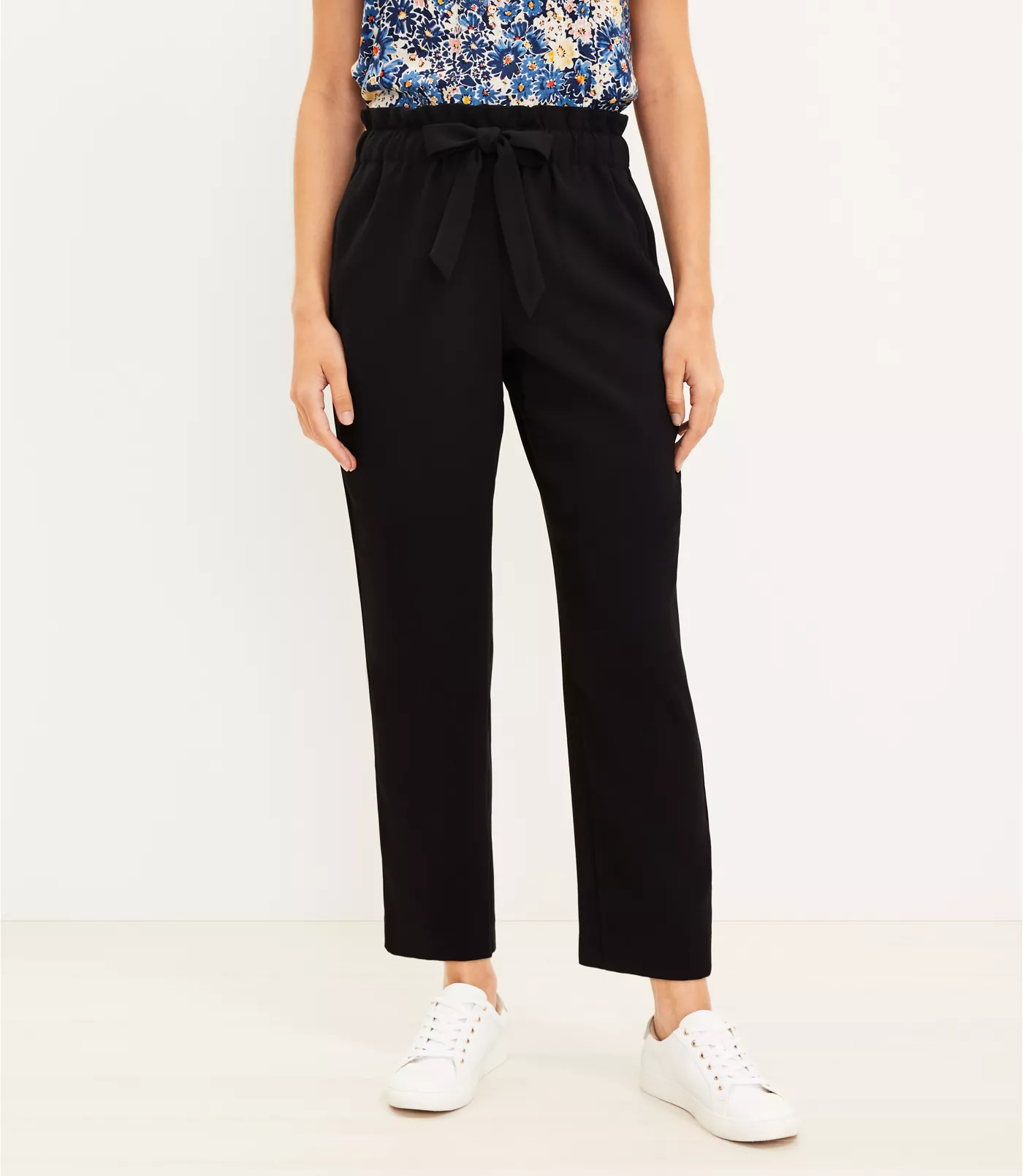 The Tie Waist Tapered Pant | LOFT