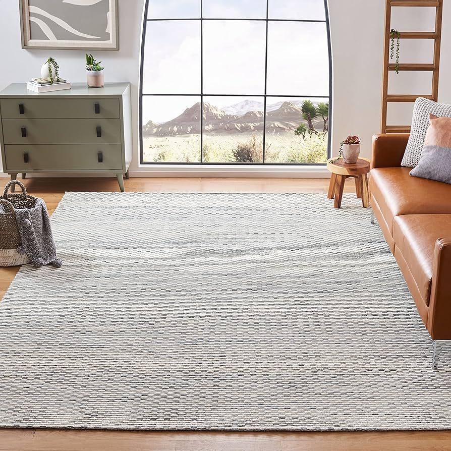 SAFAVIEH Marbella Collection Area Rug - 8' x 10', Beige & Blue, Handmade Wool, Ideal for High Tra... | Amazon (US)