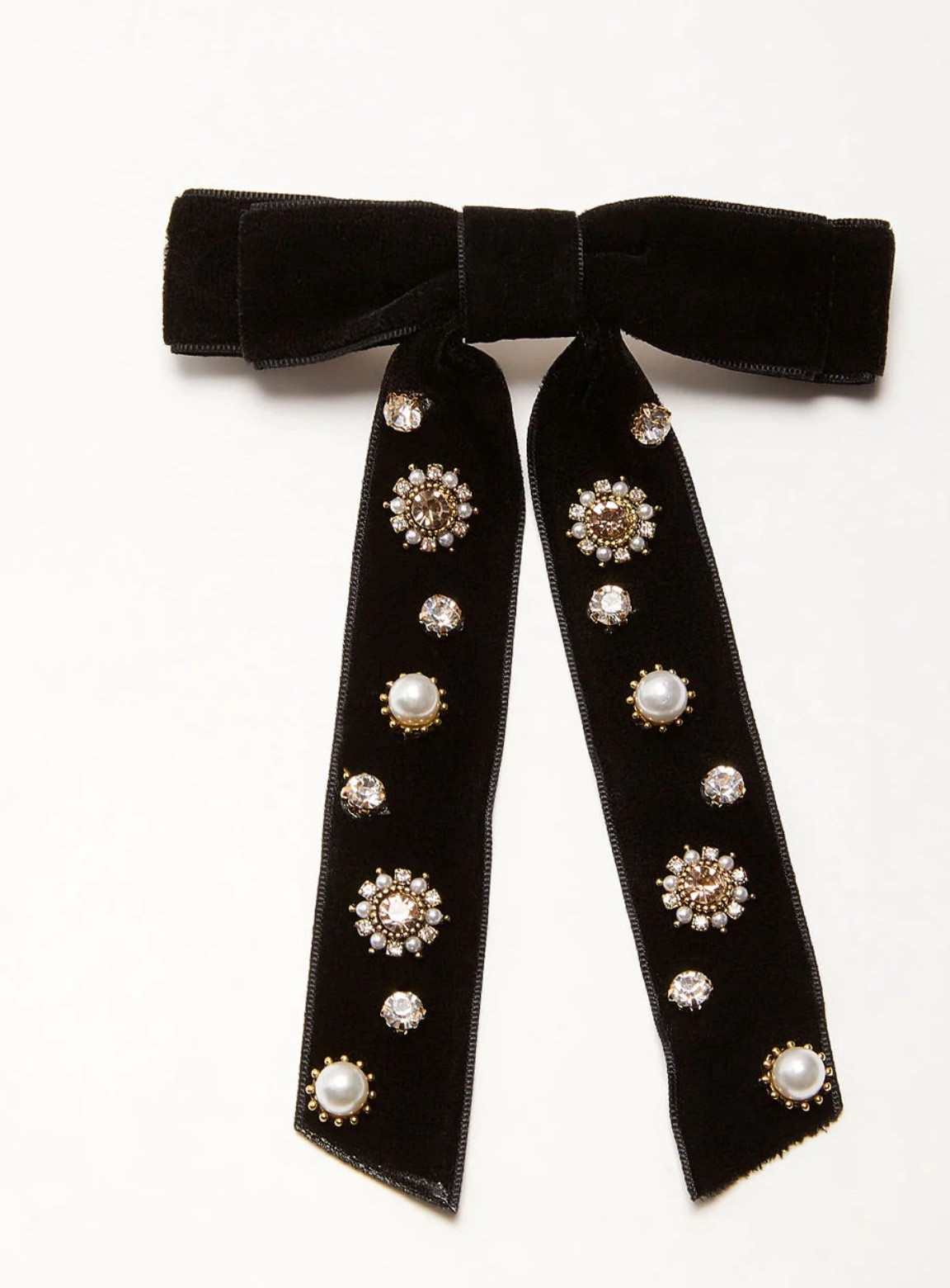 Time to start thinking about sparkles, sequins & a new year!

Here are some fun finds for all New Year’s festivities!

Holiday outfit; boots; Holiday dress; holiday party outfits; black velvet bow; embellishments; New Year’s Eve outfit; IrisElizabeth 

#LTKCyberWeek #LTKparties #LTKHoliday