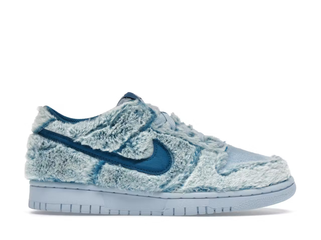 Nike Dunk LowAbominable Snowman (GS) | StockX