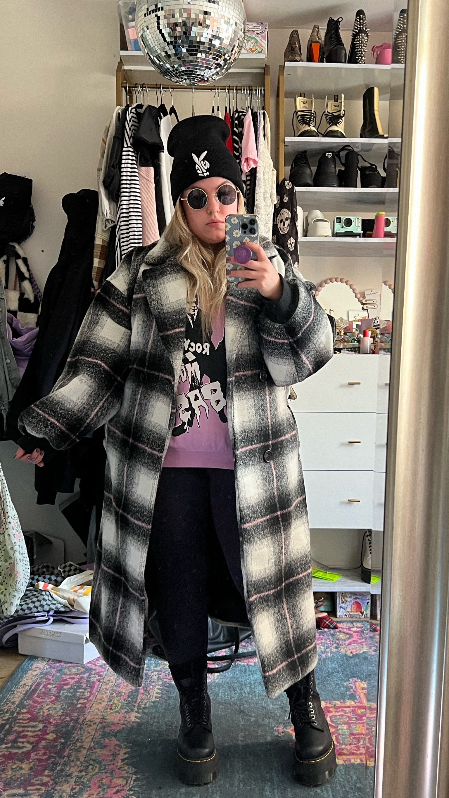 Outfit for errands 🤗 I linked the petite jacket (one I’m wearing- I’m 4’10) and the regular version also in case you’re a normal height person 🙃

#LTKmidsize #LTKshoecrush #LTKstyletip