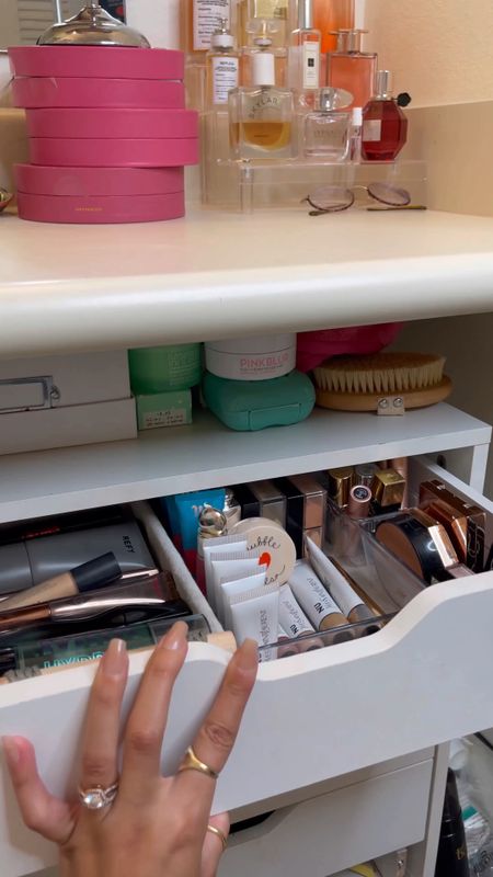 MAKEUP ORGANIZATION 🩷🎀📦
these little acrylic drawer organizers are a LIFESAVER!! Linking these & my drawers + anything else I can! 

#LTKhome #LTKbeauty #LTKVideo