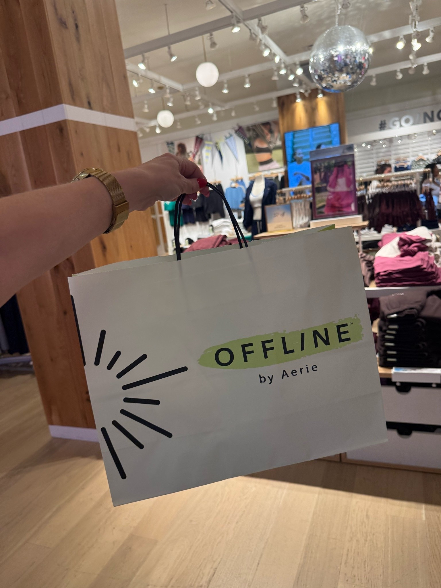 So many cute new Aerie Offline arrivals!
@Aerie

#LTKSaleAlert #LTKSeasonal