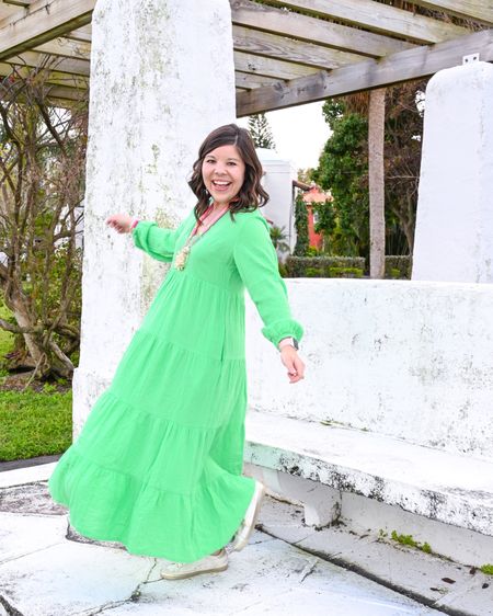 The @targetstyle dress y’all went bonkers for (and I did too!) is back in (almost) all sizes! I’m sure it will fly out the door again, so grab it before it goes 💚 So cute to get now and wear for St Patrick’s day!

#LTKunder50 #LTKSeasonal #LTKstyletip