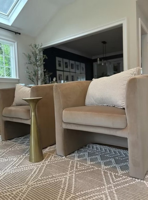 Everyone loves these barrel accent chairs from @Target !

These modern barrel chairs come in a few different colors & fabrics! They’re comfortable , well made, and look much more expensive than they are! 💯


.
.
#mywestelm #targetstyle #luxeforless #summerdecor 
summer living room style
pottery barn inspired home
neutral aesthetic interior

#LTKSeasonal #LTKHome #LTKSaleAlert