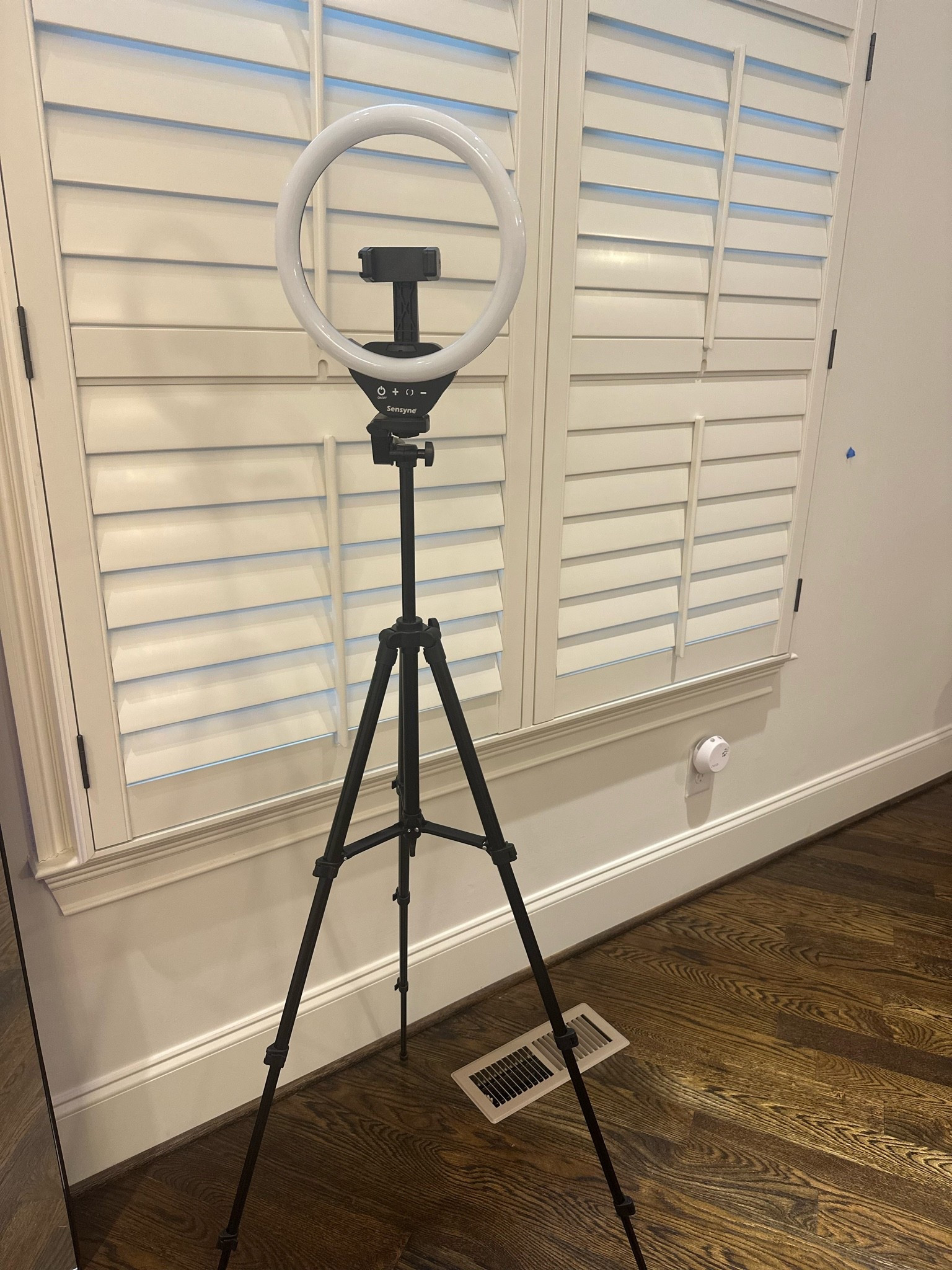 Amazon find
Ring light

#LTKHome