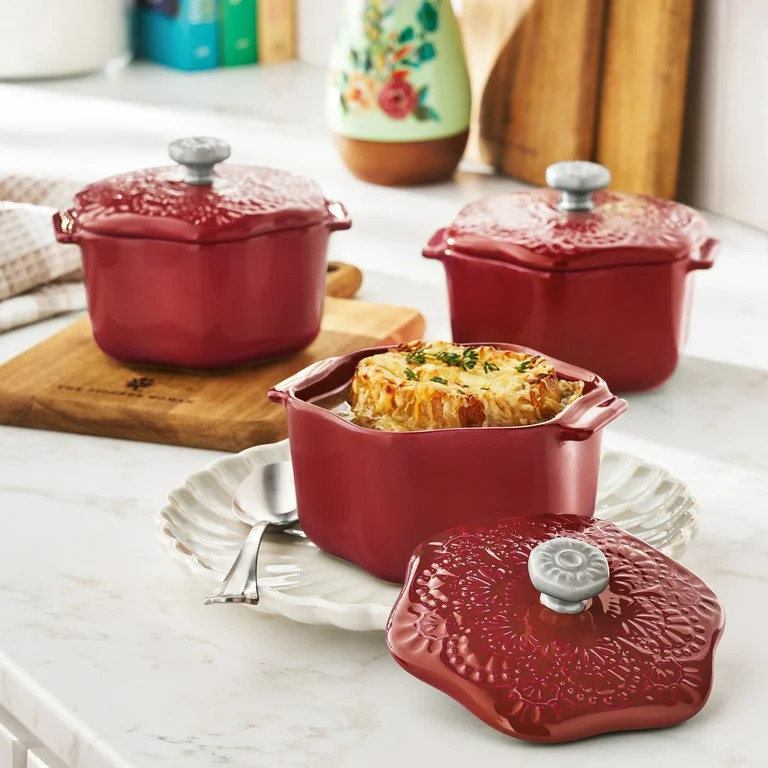 The Pioneer Woman Stoneware 2 Cup Snowflake Cocotte with Lid, Red, Set of 3 | Walmart (US)