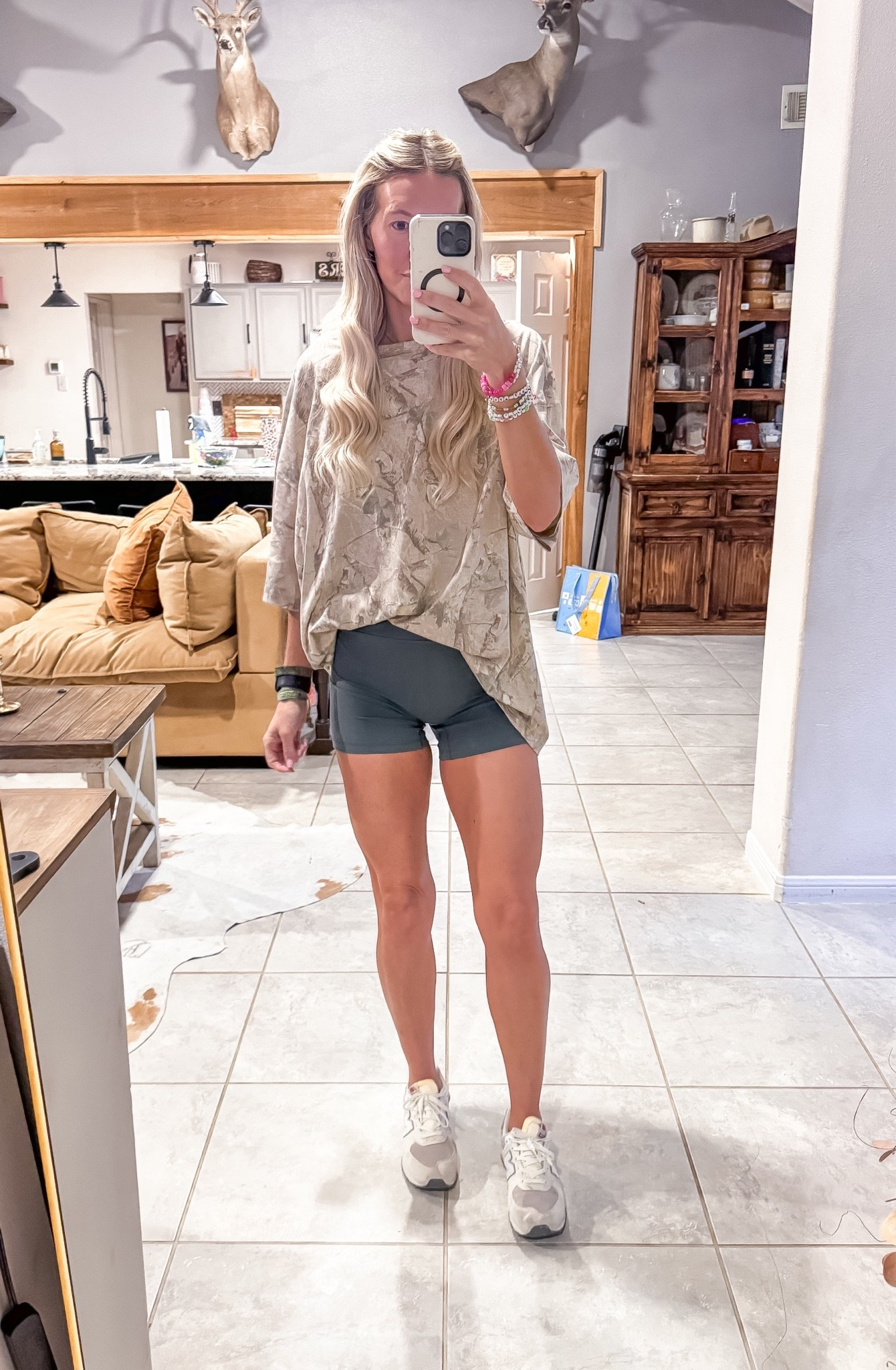 Thursday OOTD

#LTKootd #LTKActive #LTKmomlife