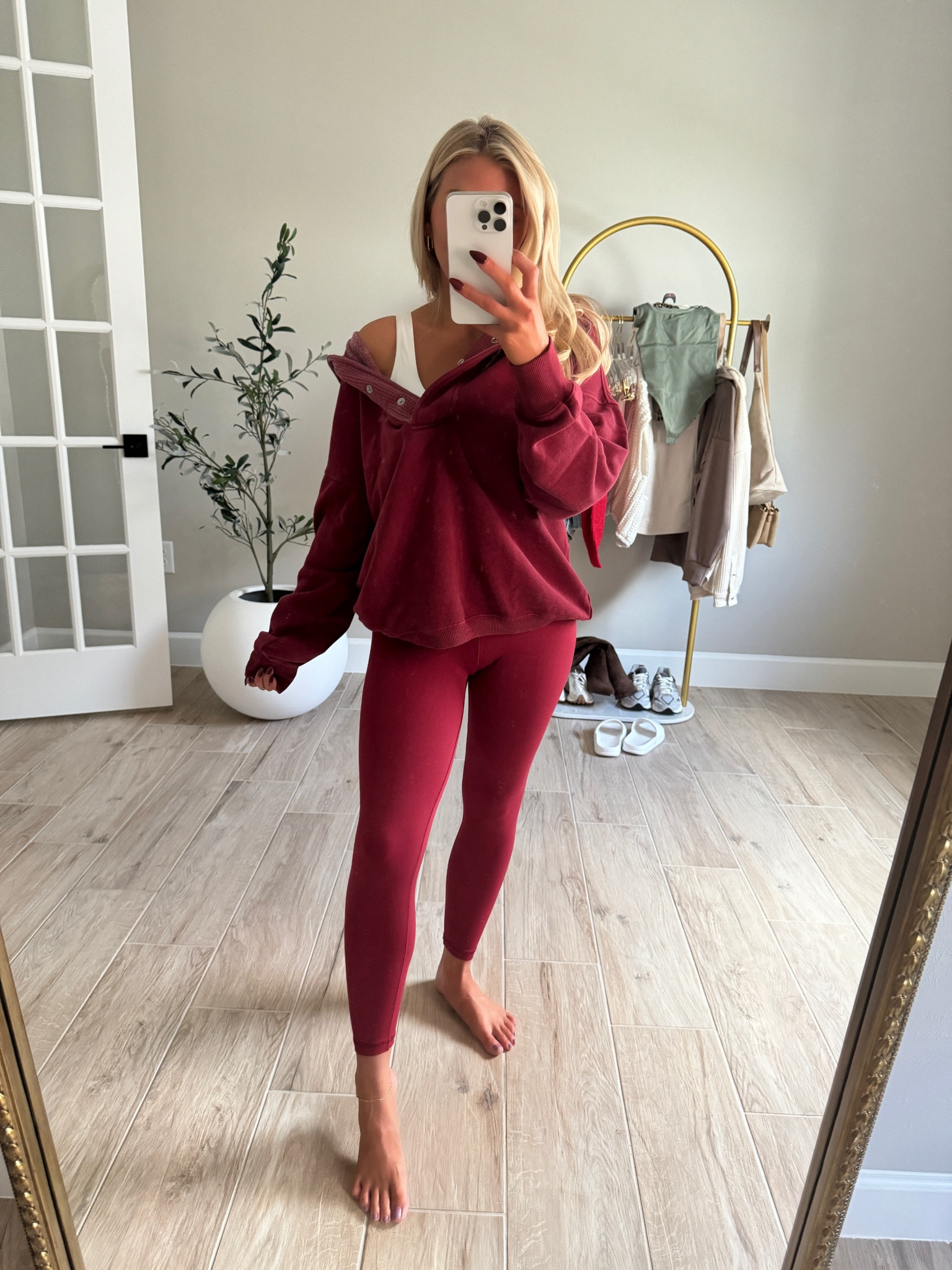 This recent aerie order omg sooo good! Loving the leopard and burgundy so much right now! 

I always do a medium in leggings from aerie! Size down in jeans, I’m wearing a 4 normally a 6 and exchanging for a 2. The pullover is the softest ever! I love it so much! 

Holiday outfits casual style American eagle and aerie finds 