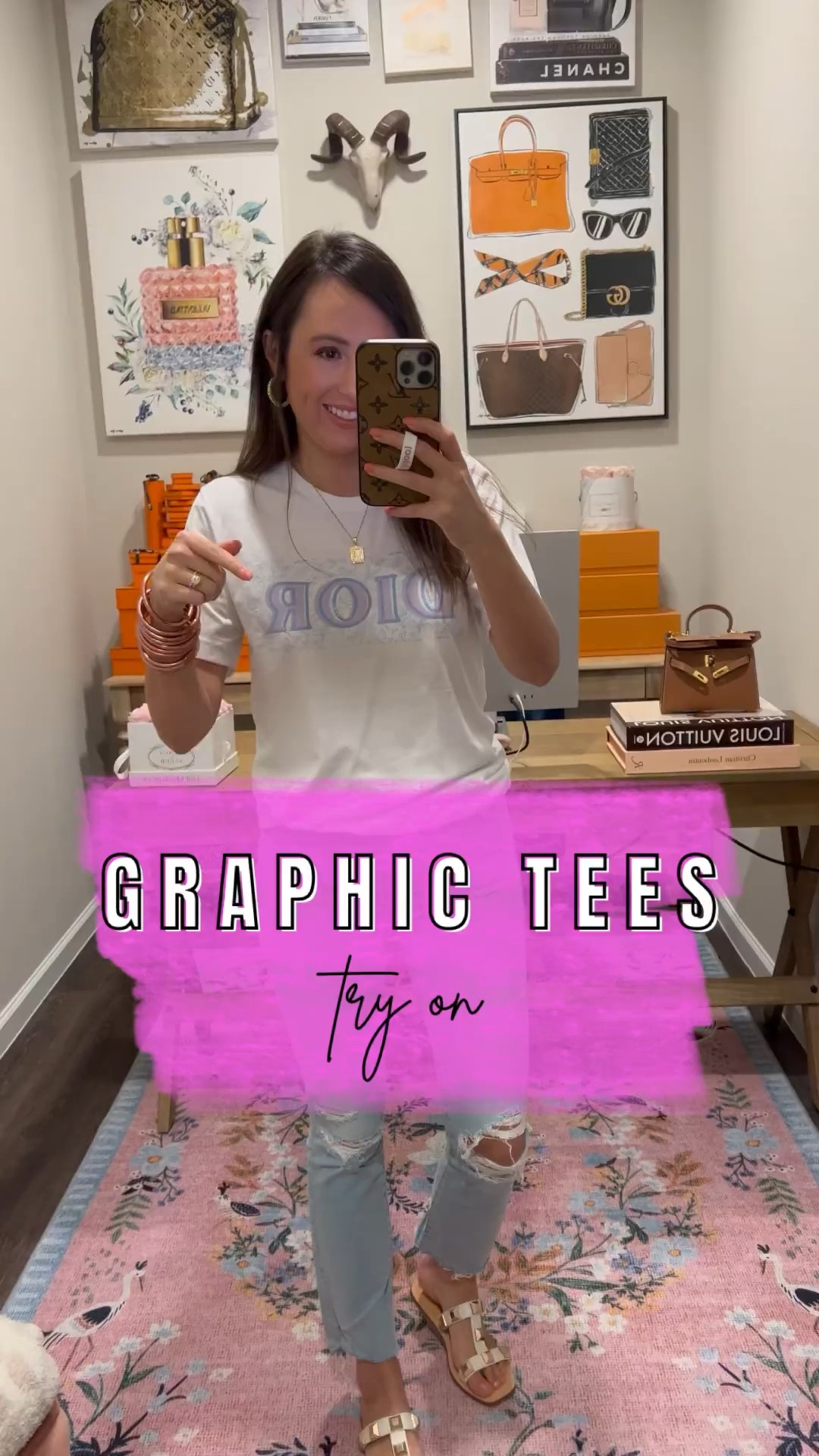 Graphic tees - wearing a size small



#LTKSeasonal #LTKFind #LTKunder50