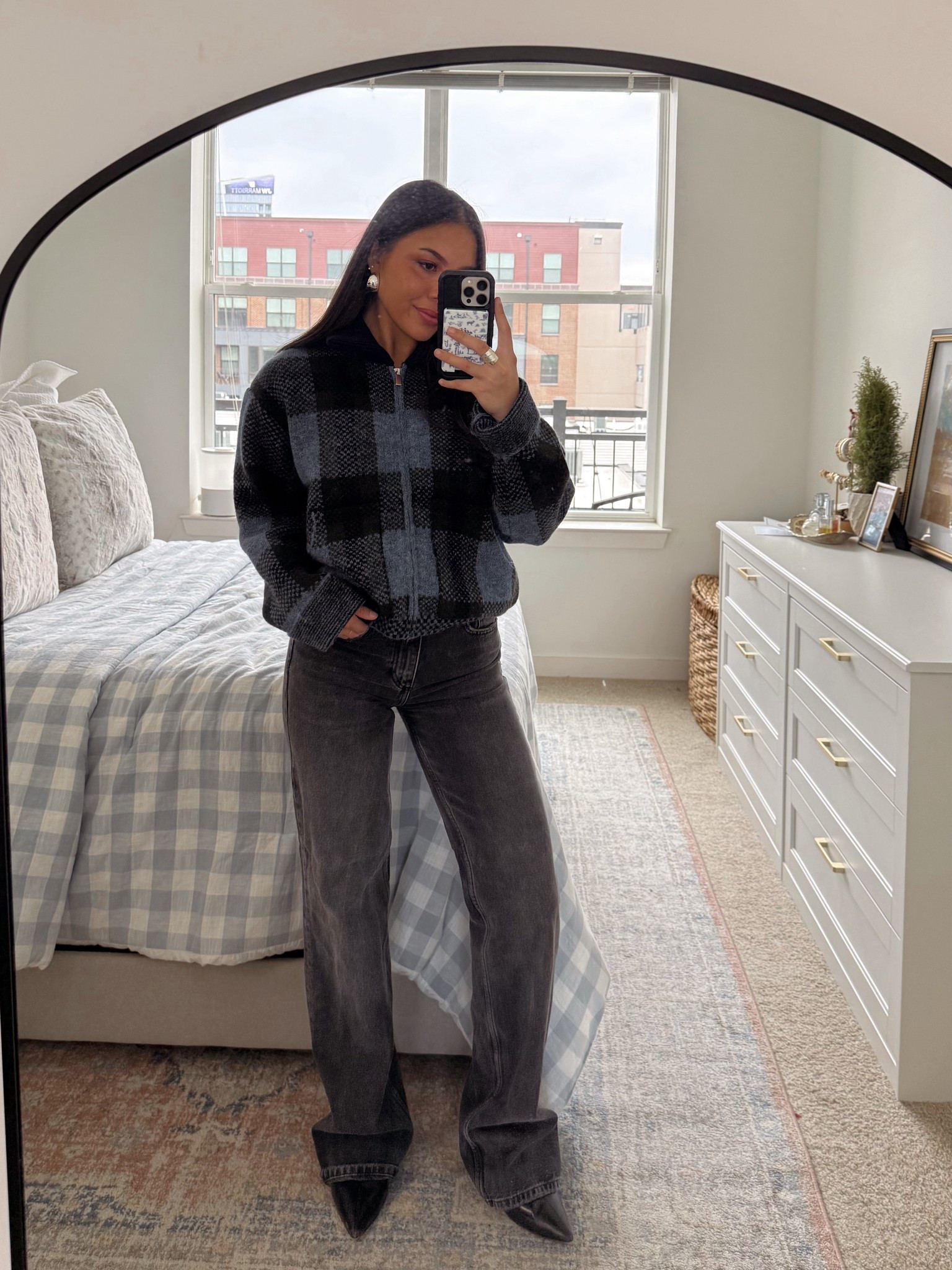 Fall outfit inspo:) 
Zara bomber zip code 5802/102/330

#LTKHoliday #LTKCyberWeek #LTKootd