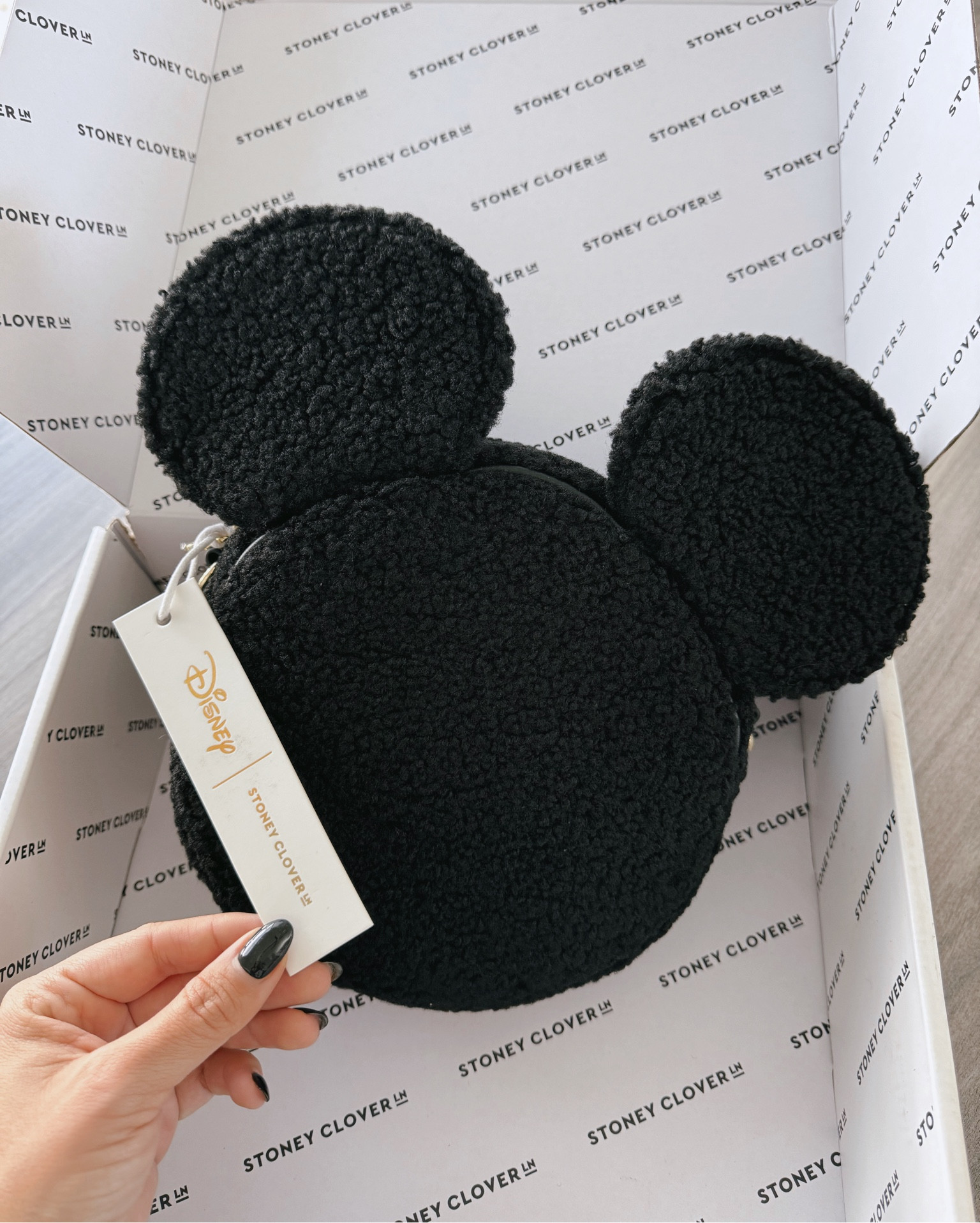 mickey sherpa crossbody 🖤
