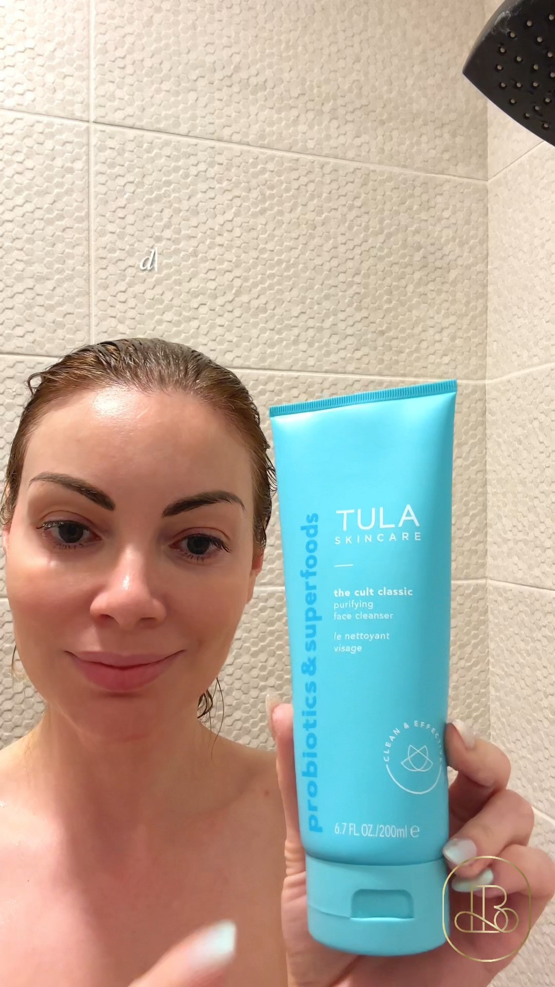If you need a quick 60-second skincare fix to instantly revive tired skin, this sugar scrub is a nice to have for instant radiance! 🧖‍♀️✨ Use it 2–4 times a week to keep your complexion clear, soft, and naturally luminous.

#LTKBeauty #KLTKSkincare #LTKFinds #LTKUnder50 #SkincareHacks #BeautyTok #FreshFace #GlowUp #DailySkincare