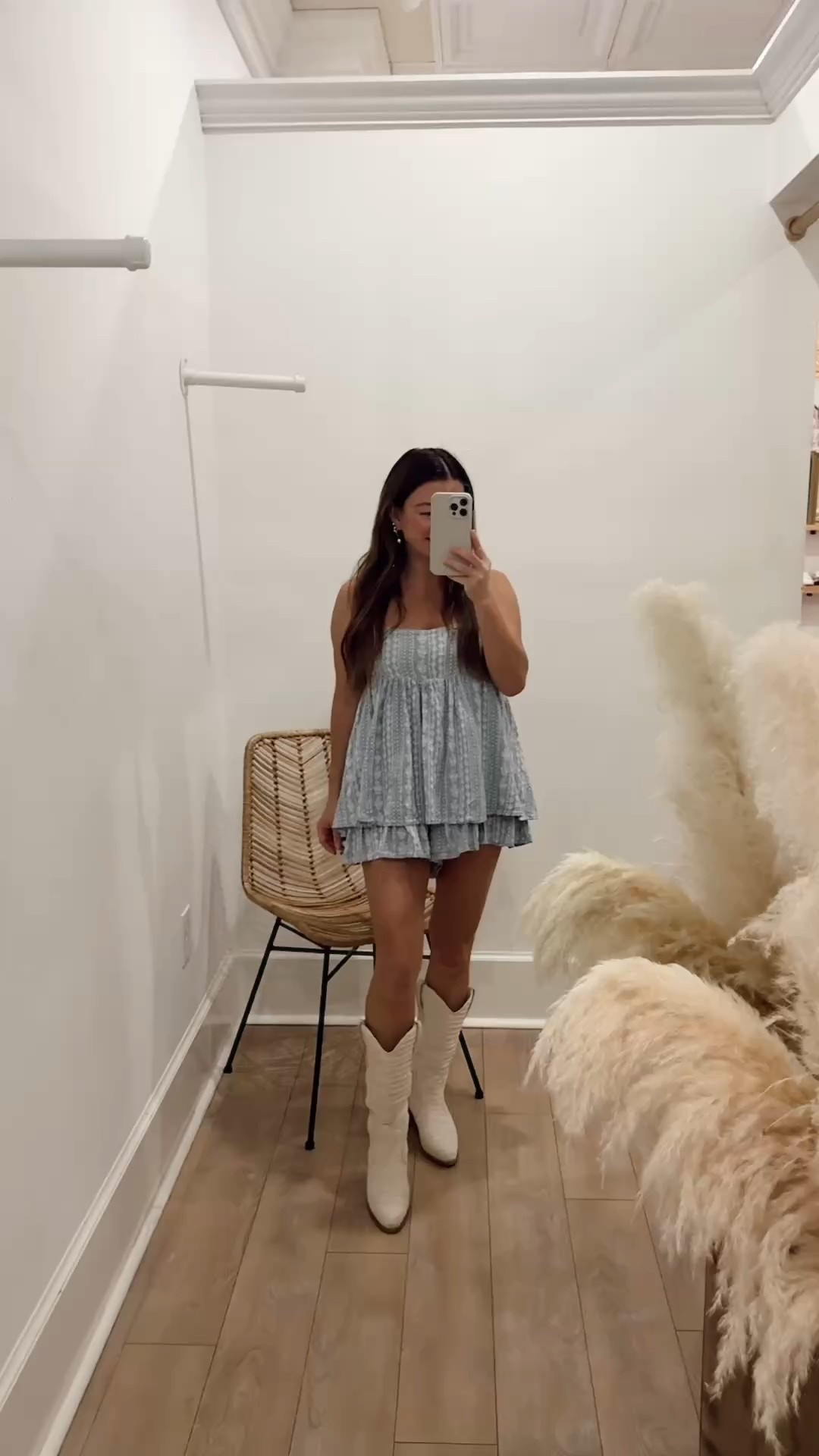 Quick OOTD check in 💙

Boho style, romper outfit, cowboy boots, end of summer 

#LTKStyleTip #LTKShoeCrush #LTKPetite