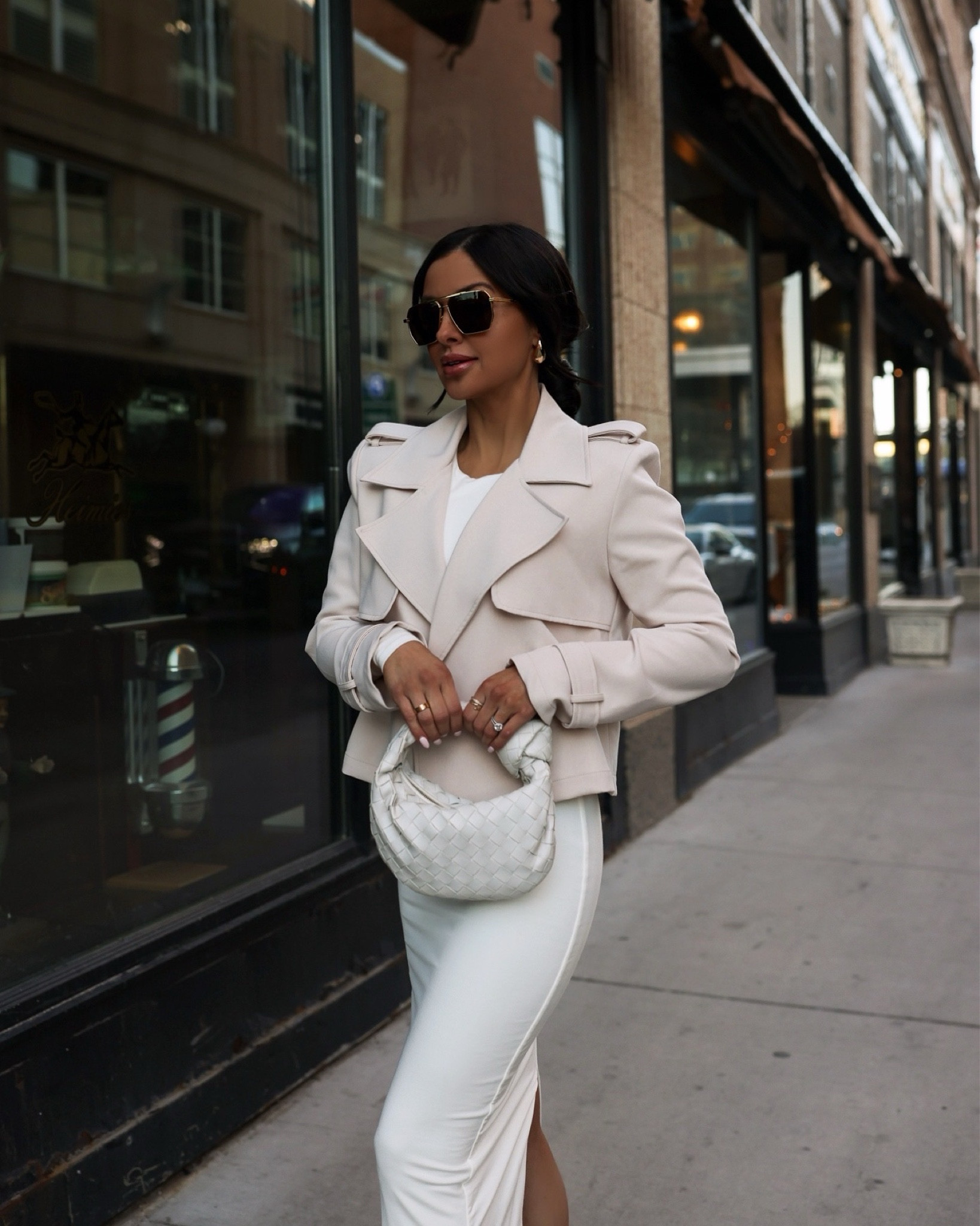 Spring outfit on sale
Nordstrom cropped trench coat on sale and under $60

#LTKfindsunder100 #LTKfindsunder50 #LTKsalealert