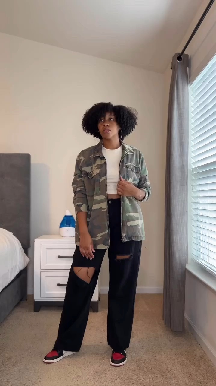 Distressed boyfriend jeans from Genleck 

Fall Outfits
Distressed Jeans 
Boyfriend style Jeans 

#LTKVideo #LTKMidsize #LTKFindsUnder50