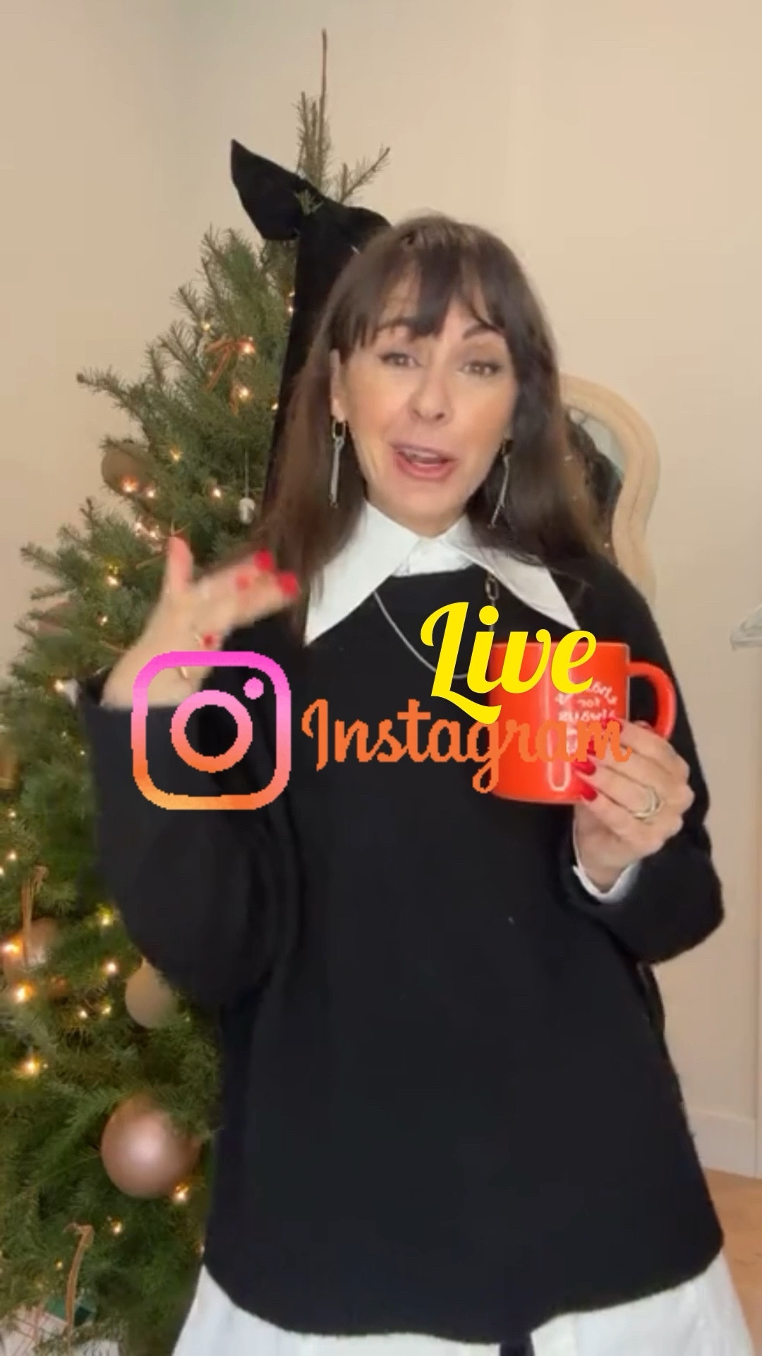 Highlights from coffee in my closet a live styling session each week on Instagram today I’m sharing how to look like a hot girl when it’s cold out