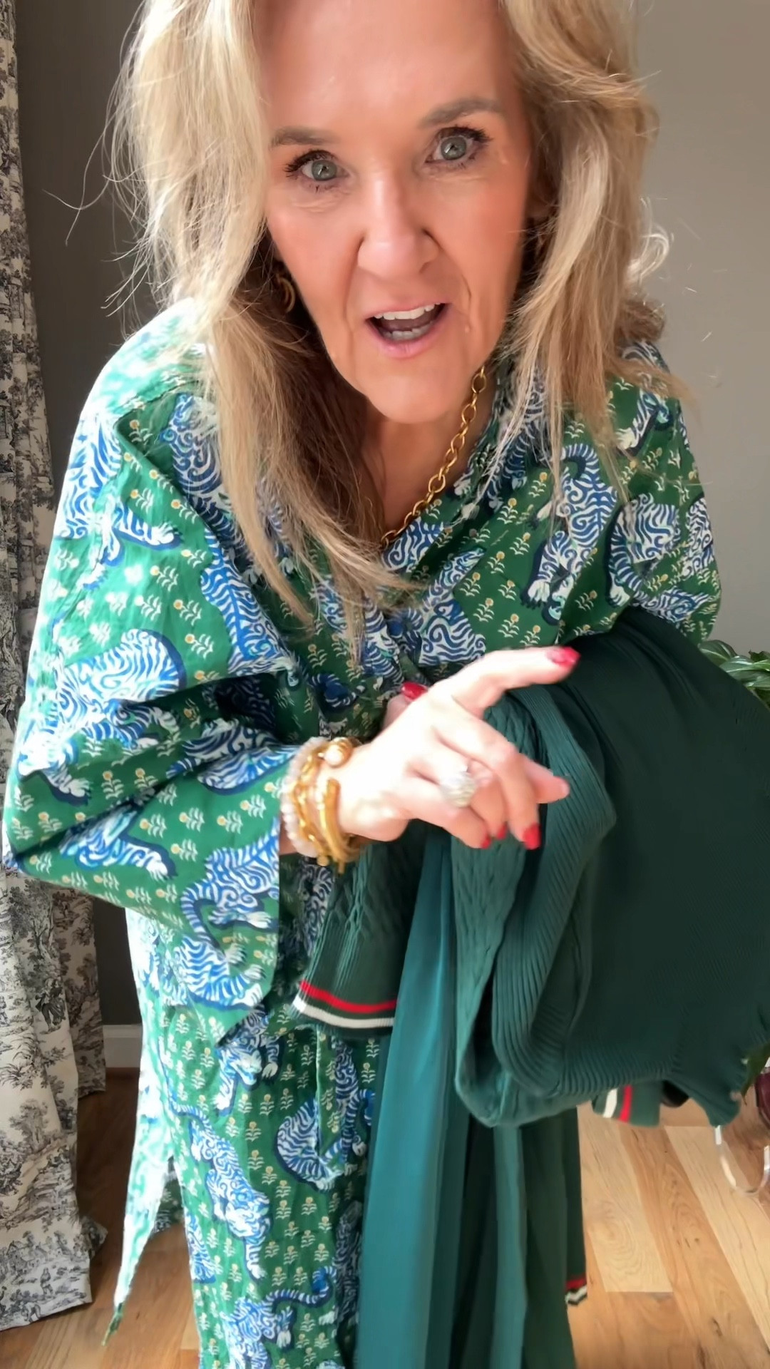 2 gorgeous dresses by Amazon. Wearing a large in both. Give them a try! Give them a good steam. You’ll be impressed. 

My robe is cotton and I’ve had it for a few years. It gets softer and better with every washing.  You see me wear it a lot I love it. Use code sweetfringebenefits for 15% off your order.

Amazon dresses green dresses 

#LTKFindsUnder50 #LTKOver40 #LTKxPrimeDay