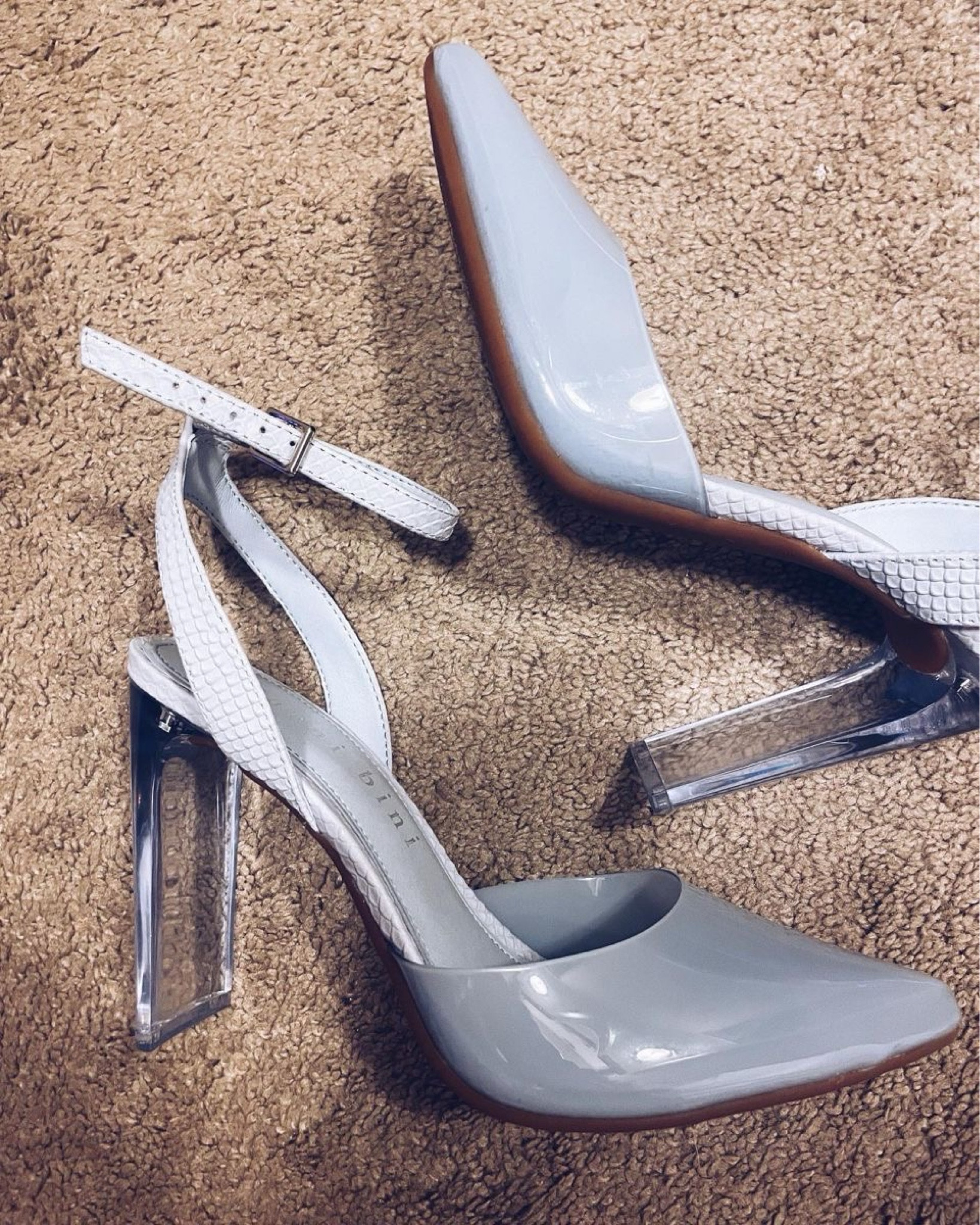 Cinderella heel ✨

#LTKBeauty #LTKParties #LTKFindsUnder100