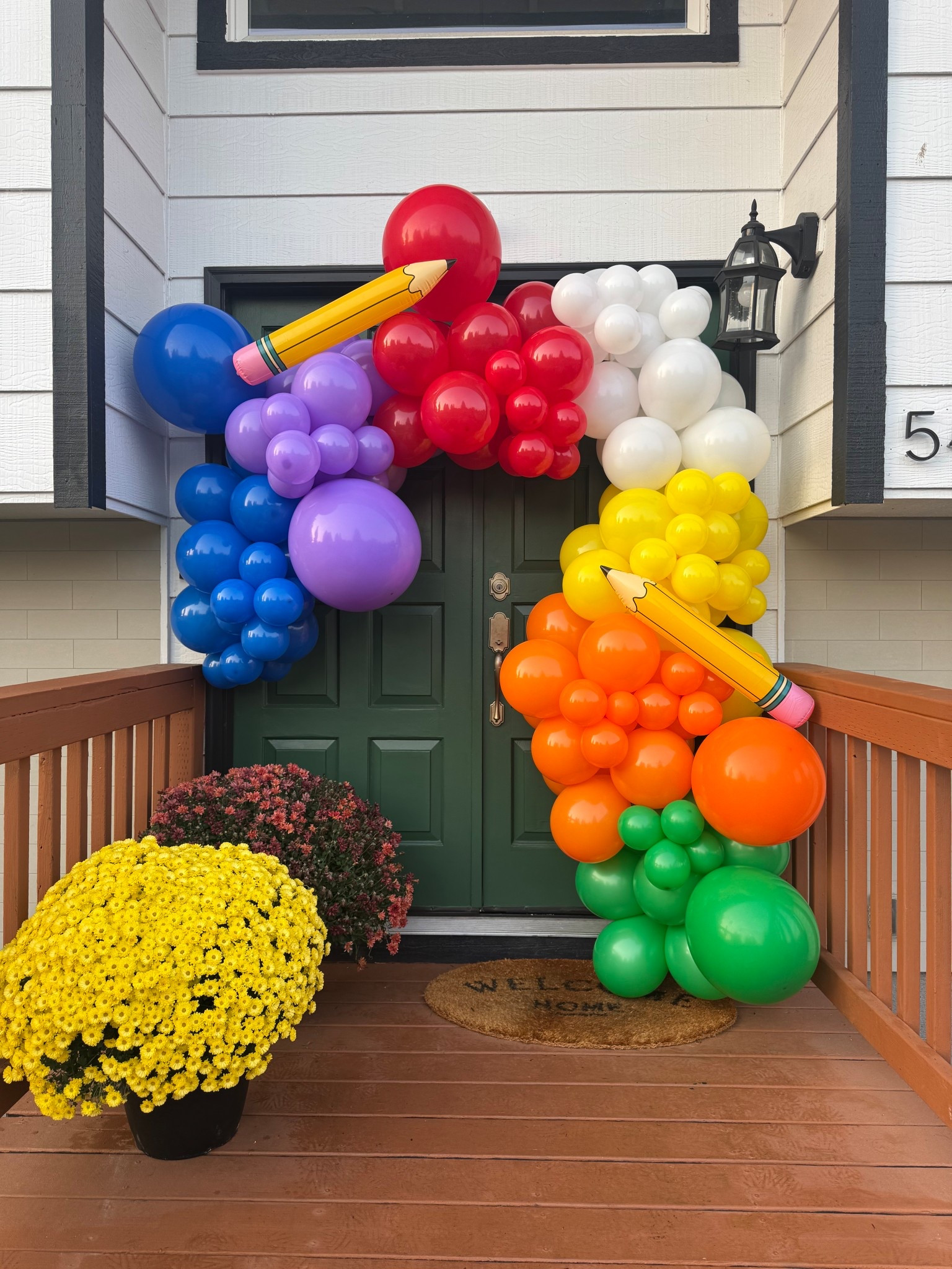 A fun first day of school balloon 🤍🍎✏️

#LTKHome #LTKKids #LTKFindsUnder50