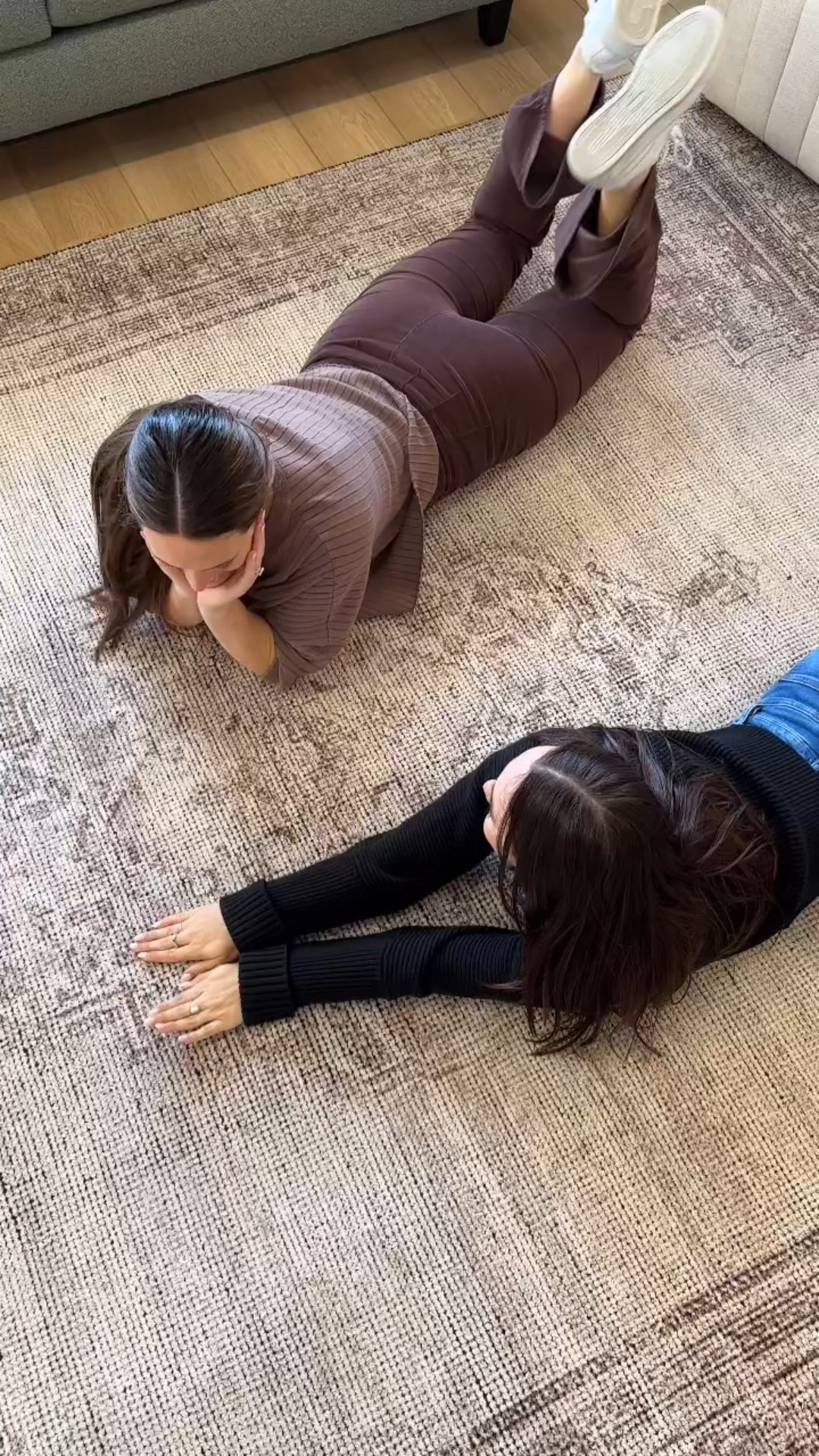 Designers don’t gate keep, so here’s the rug we’re currently obsessed with⁠...⁠😍
⁠
It’s the Tesorino TRN03 rug from the BRAND NEW @house_sprucing x @jaipurliving collection that just launched today🎉 and we are THRILLED to share an official first look 😍 ⁠
⁠
We love refreshing our Design Studio living room, and this rug brought just the right mix of modern and vintage vibes 🤌
⁠
As designers, we’re all about sourcing the ✨best of the best✨ for our clients—and we’ve been longtime fans of @jaipiurrugs for their gorgeous collabs, top-notch quality and effortless style that works with so many looks.⁠
⁠
Shop the collection now @rugs_direct! or comment “RUG” and we’ll DM 💌 you the link to shop the collection to get this same look in your own home!⁠

#housesprucingxjaipurliving #jlpartner #rugs #interiordesign #interiordesigners #ruglove #livingroomdecor #interiordesigntips #getthelook