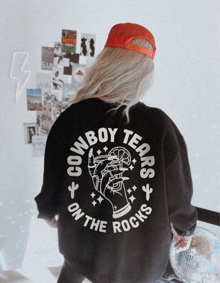 Etsy Graphic Crewneck Sweatshirt FINDS ✨

Follow for more must have graphic tees. Catch ya later girl. 💋

#LTKstyletip #LTKtravel #LTKfindsunder50