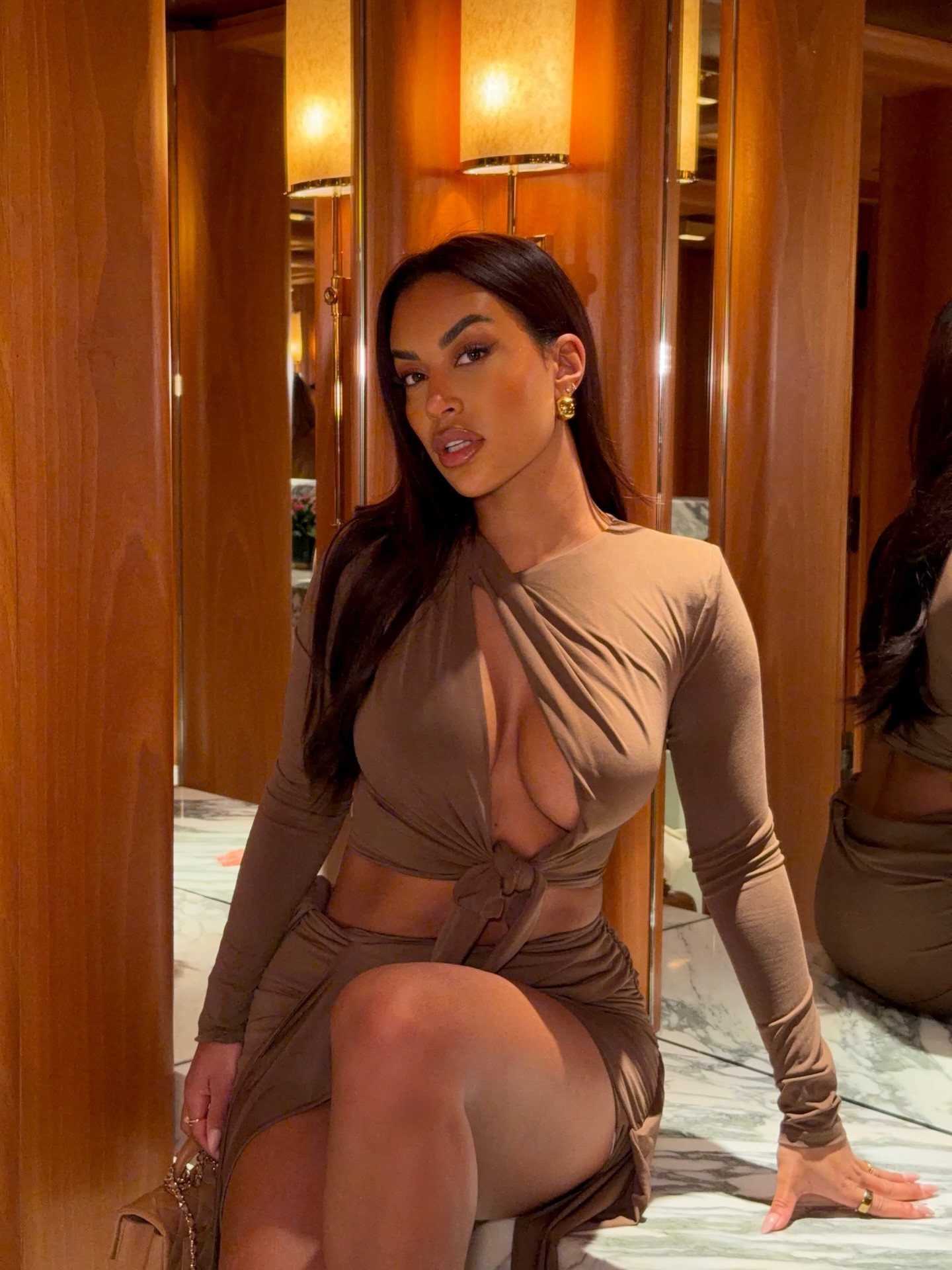 mama playing dress up ✨ ps. this song is living rent free in my head 🥺 @prettylittlething 