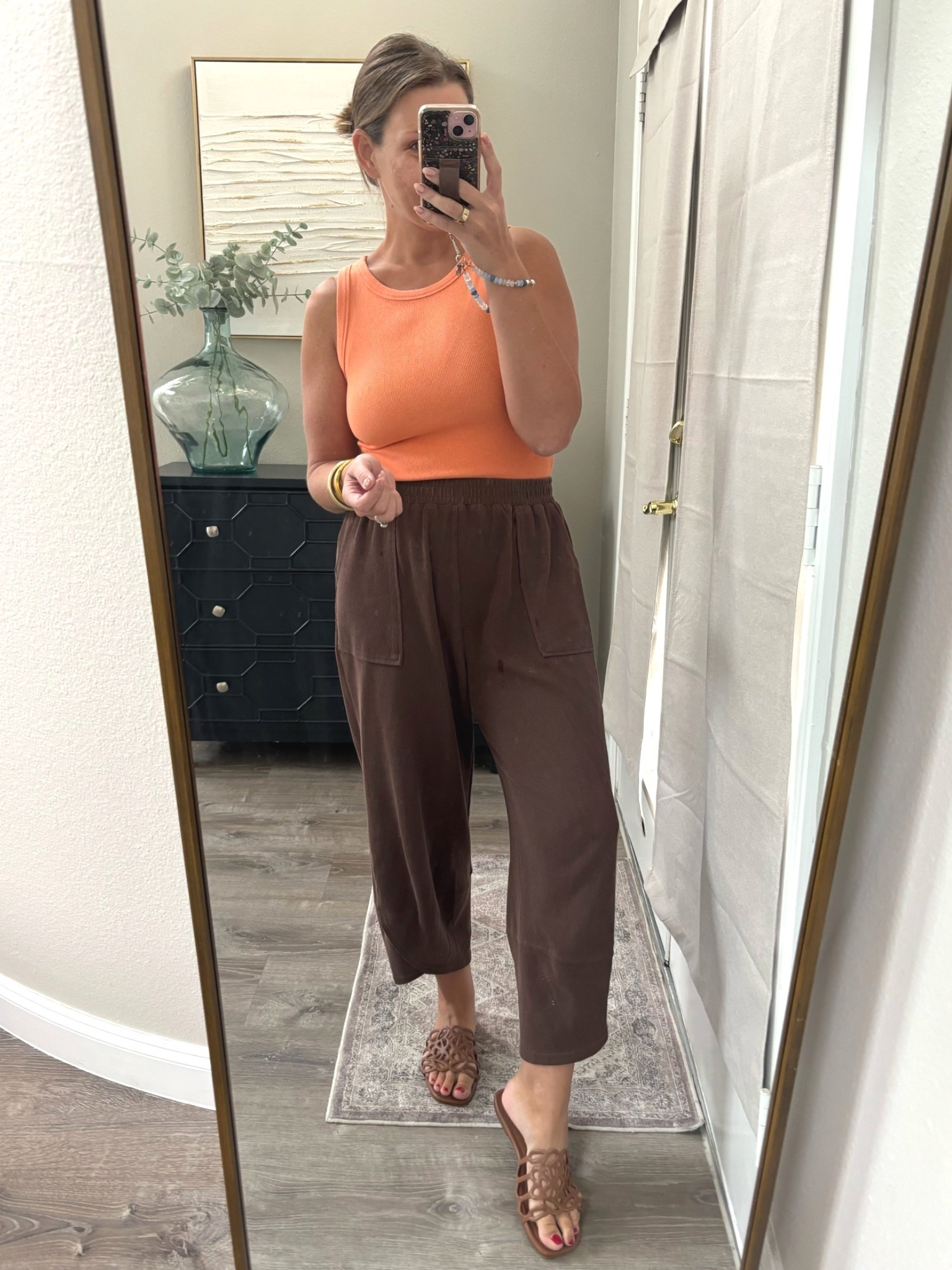Forever loving these joggers- so easy and comfy! Add long sleeve tee or cardigan for cooler weather 🍁

TTS- medium

#LTKootd #LTKTravel #LTKgrwm