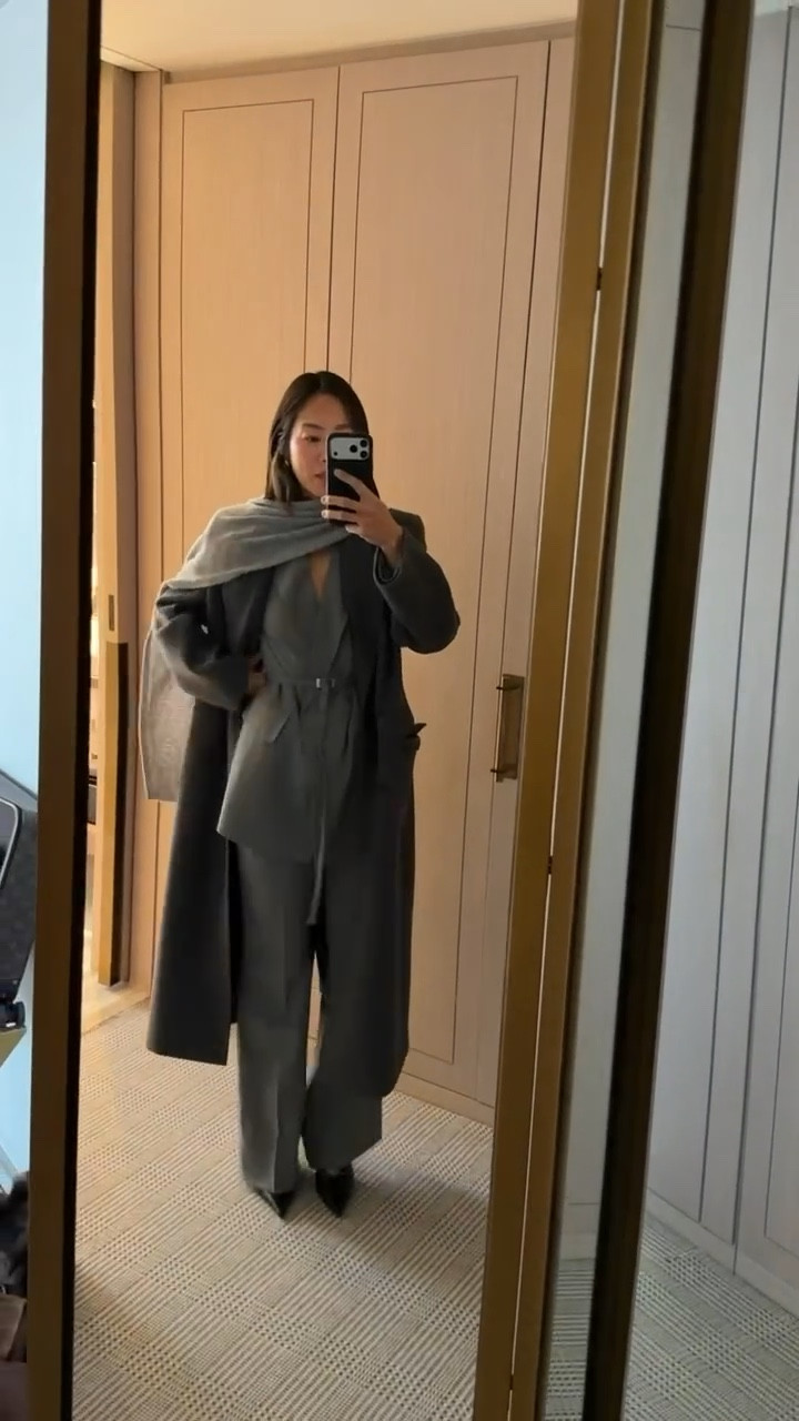 Feeling put together in this gray Calvin Klein set!

#LTKgrwm #LTKootd #LTKNYFW